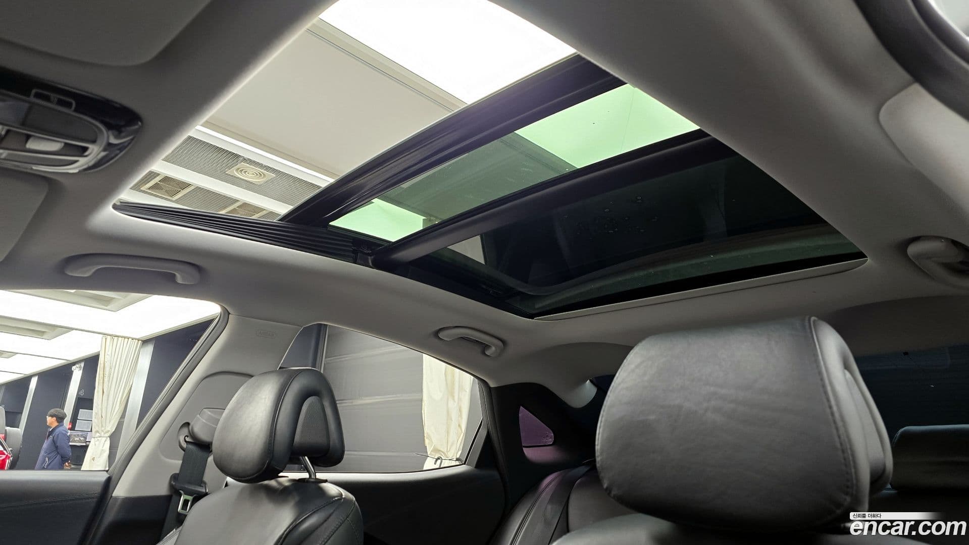 Main__Slider__Photo:Grandeur Hyundai 2014.9-16