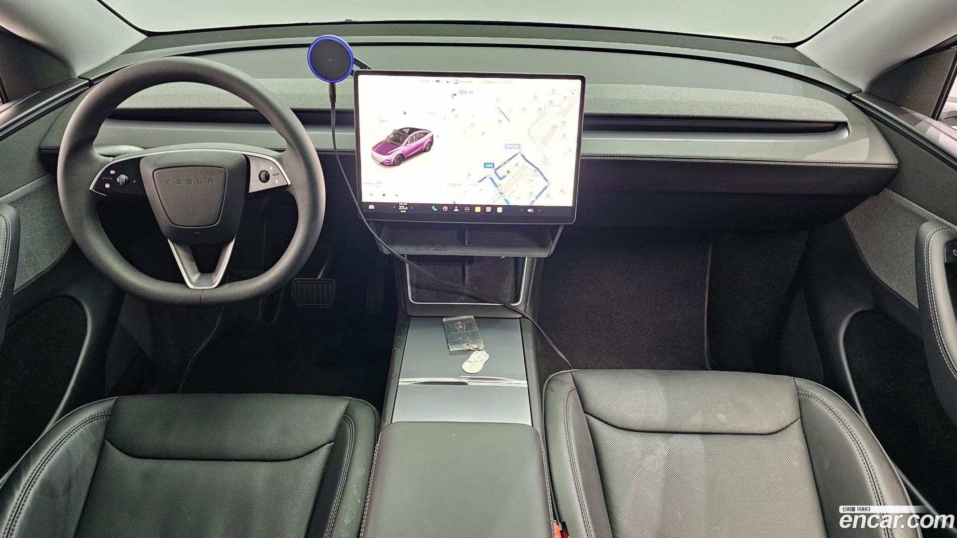 Main__Slider__Photo:Model Y Tesla 2025.4-6