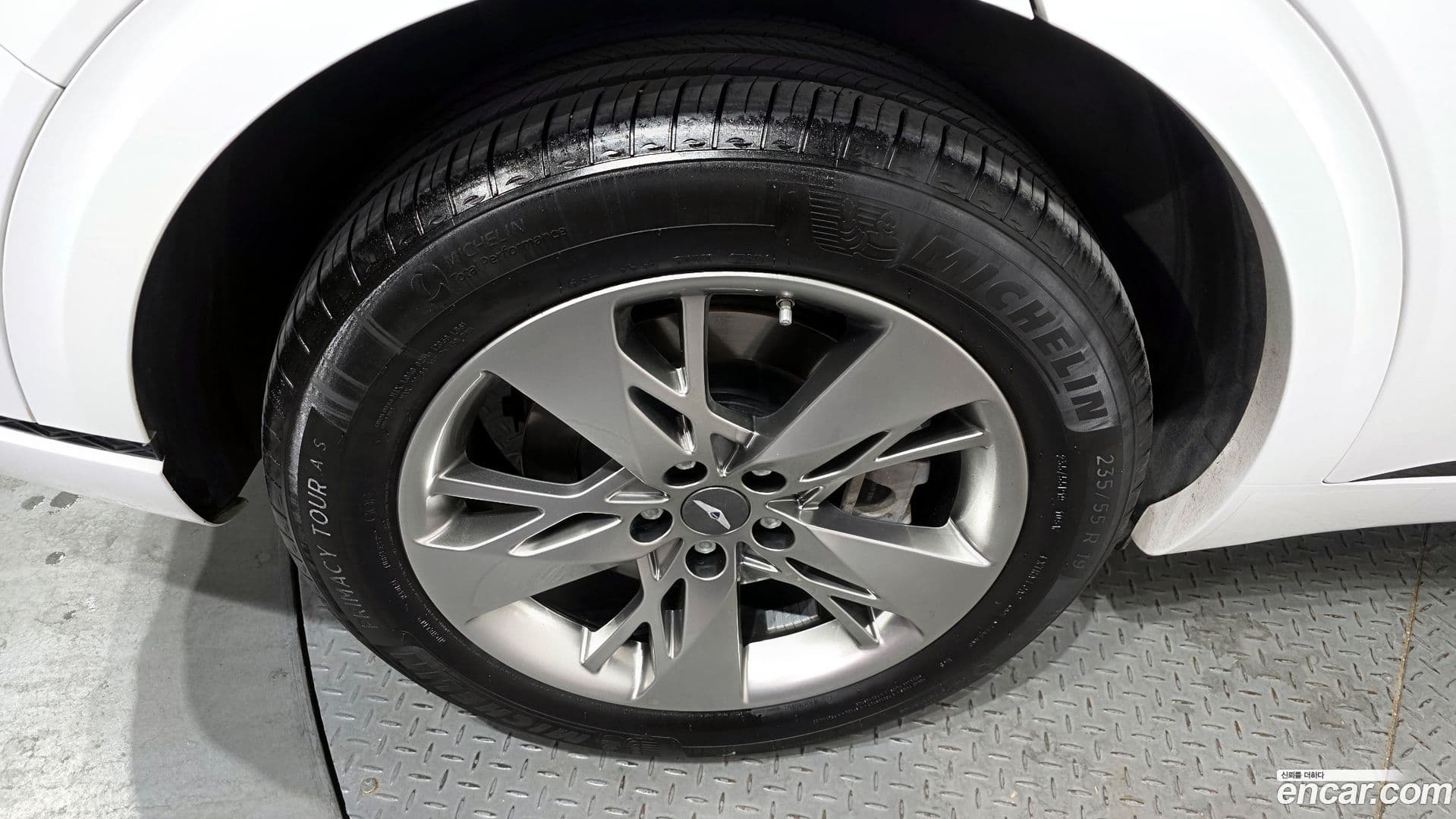 Main__Slider__Photo:GV70 Genesis 2021.6-4