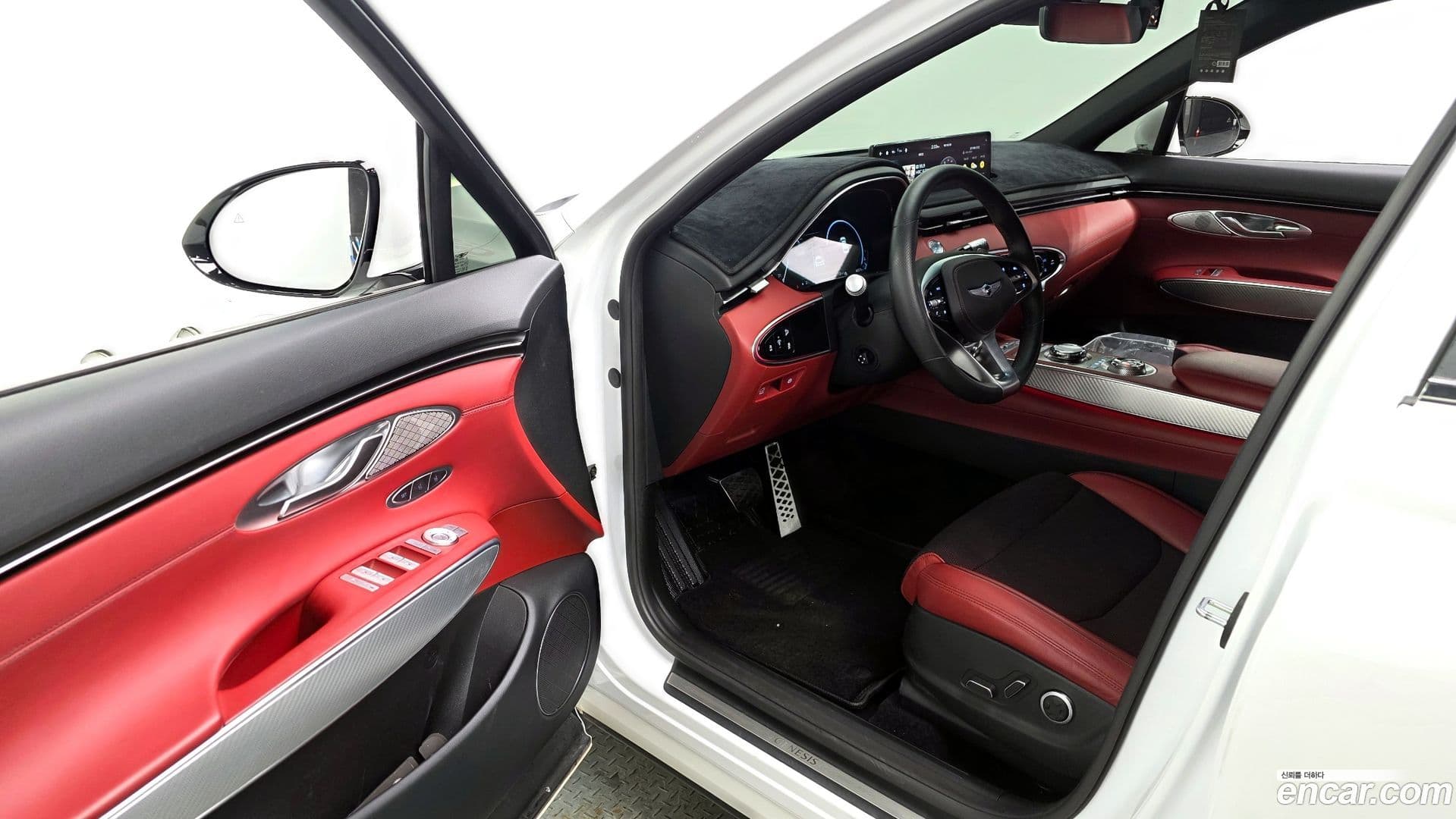 Main__Slider__Photo:GV70 Genesis 2021.6-9