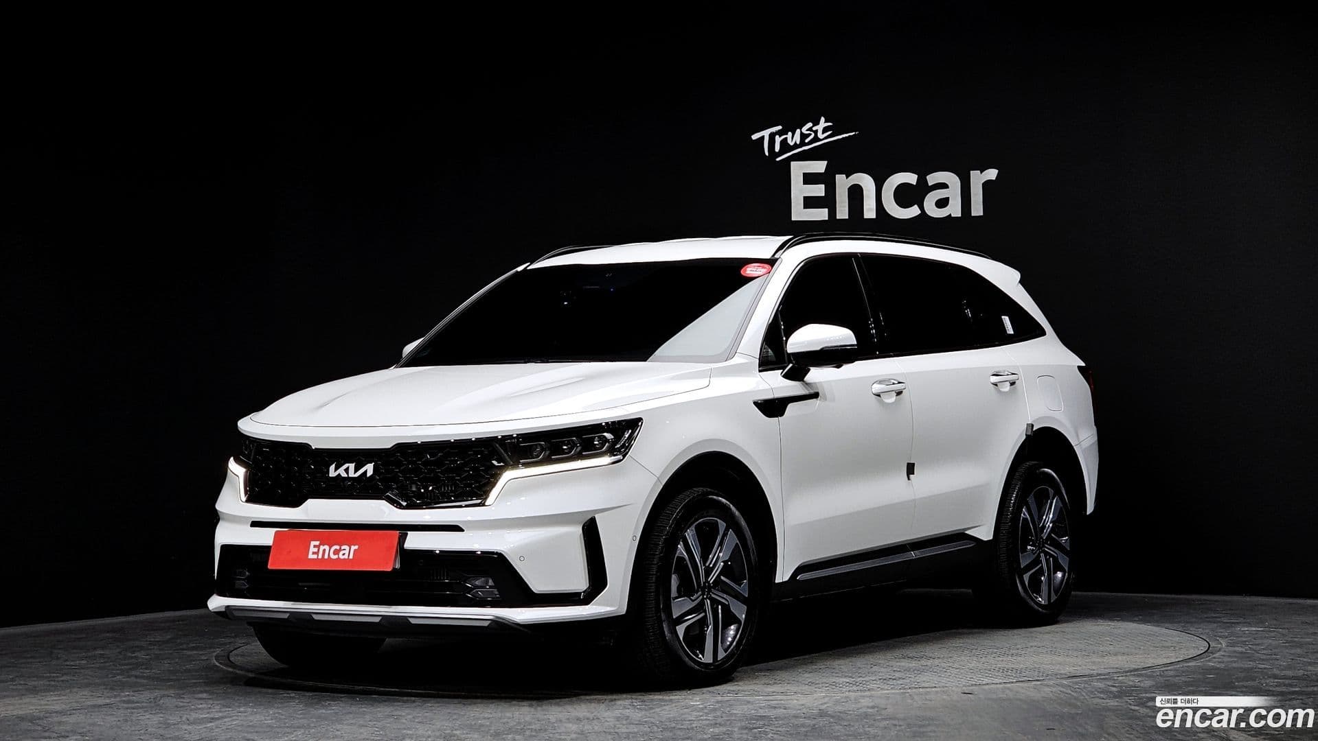 Main__Slider__Photo:Sorento Kia 2023.5-0
