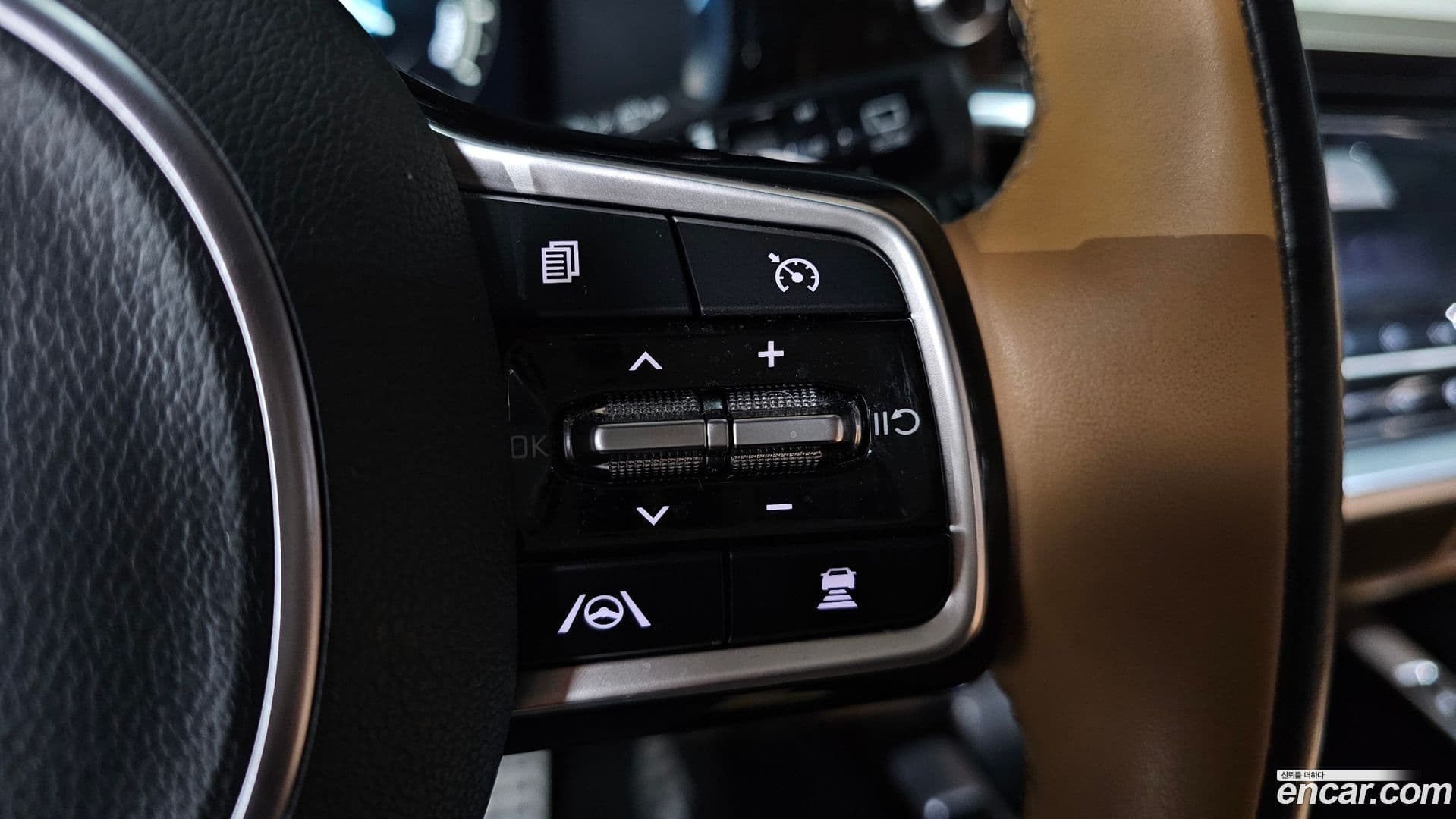 Main__Slider__Photo:Sorento Kia 2023.5-15