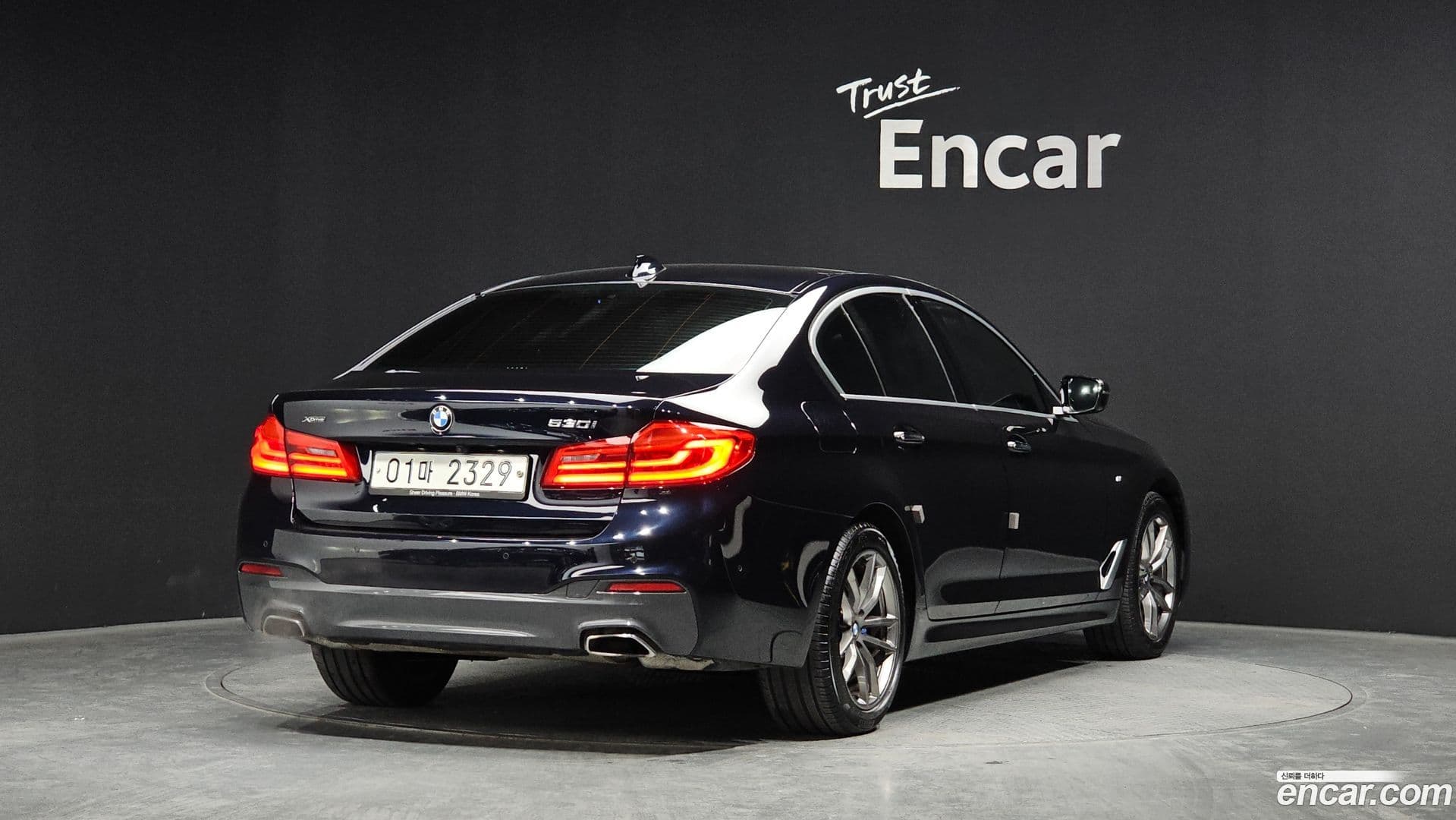 Main__Slider__Photo:5-Series BMW 2018.2-1