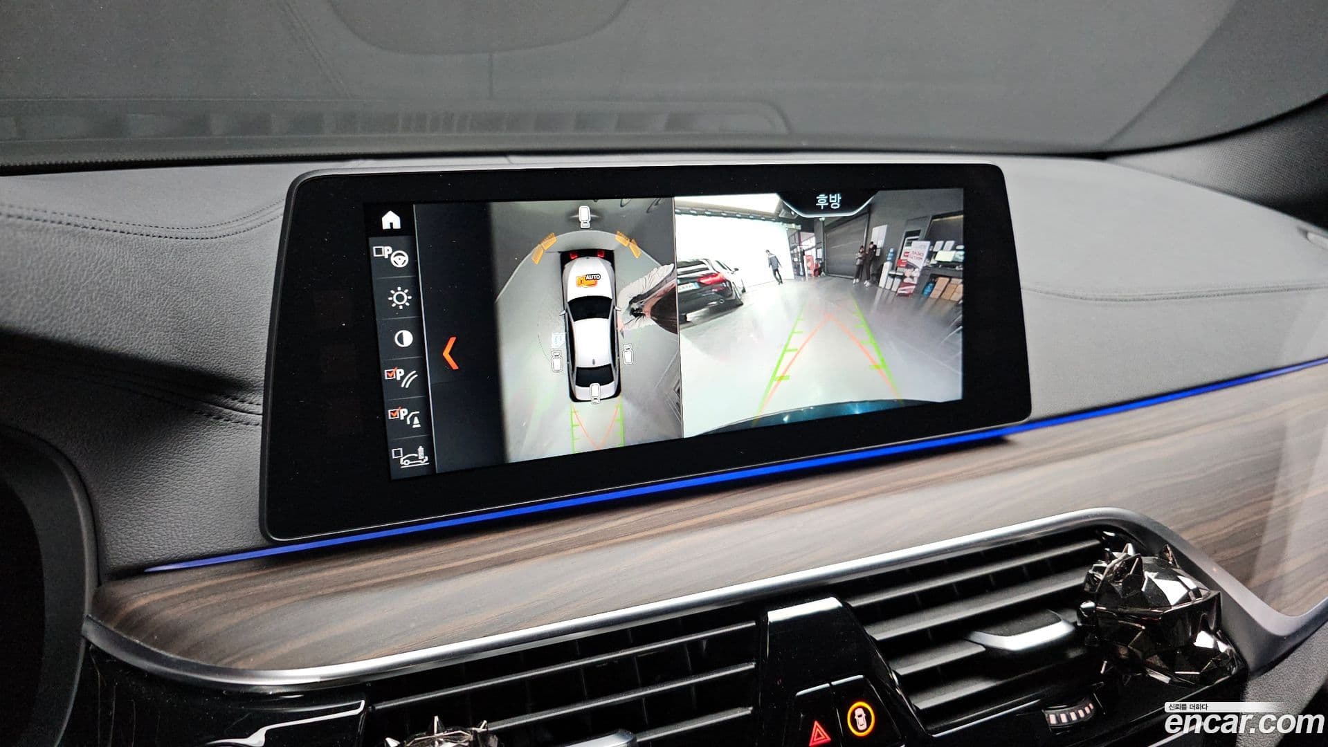 Main__Slider__Photo:5-Series BMW 2018.2-14