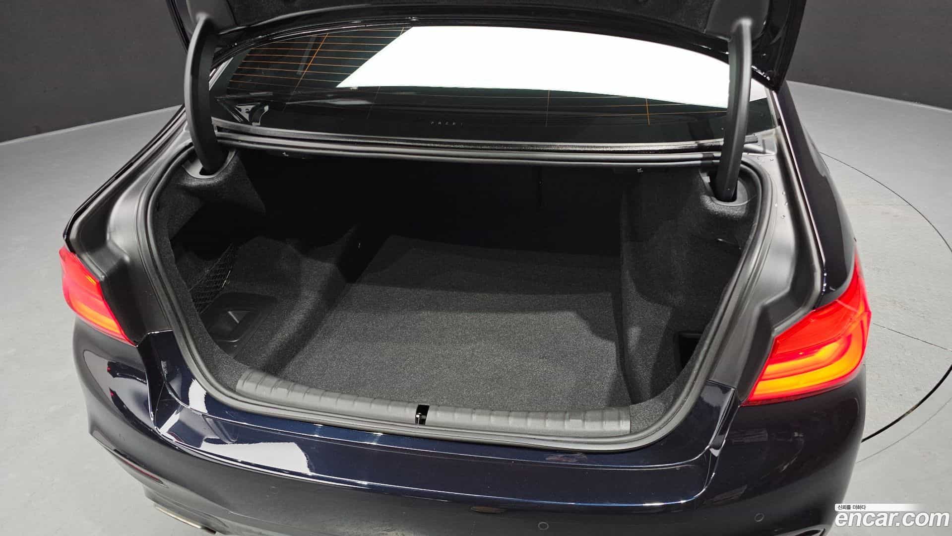 5-Series BMW 2018.2-OPTION-024