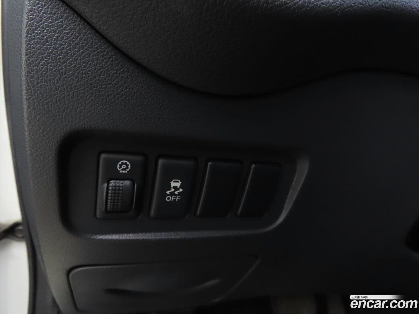 Main__Slider__Photo:QM5 Renault-KoreaSamsung 2014.6-12