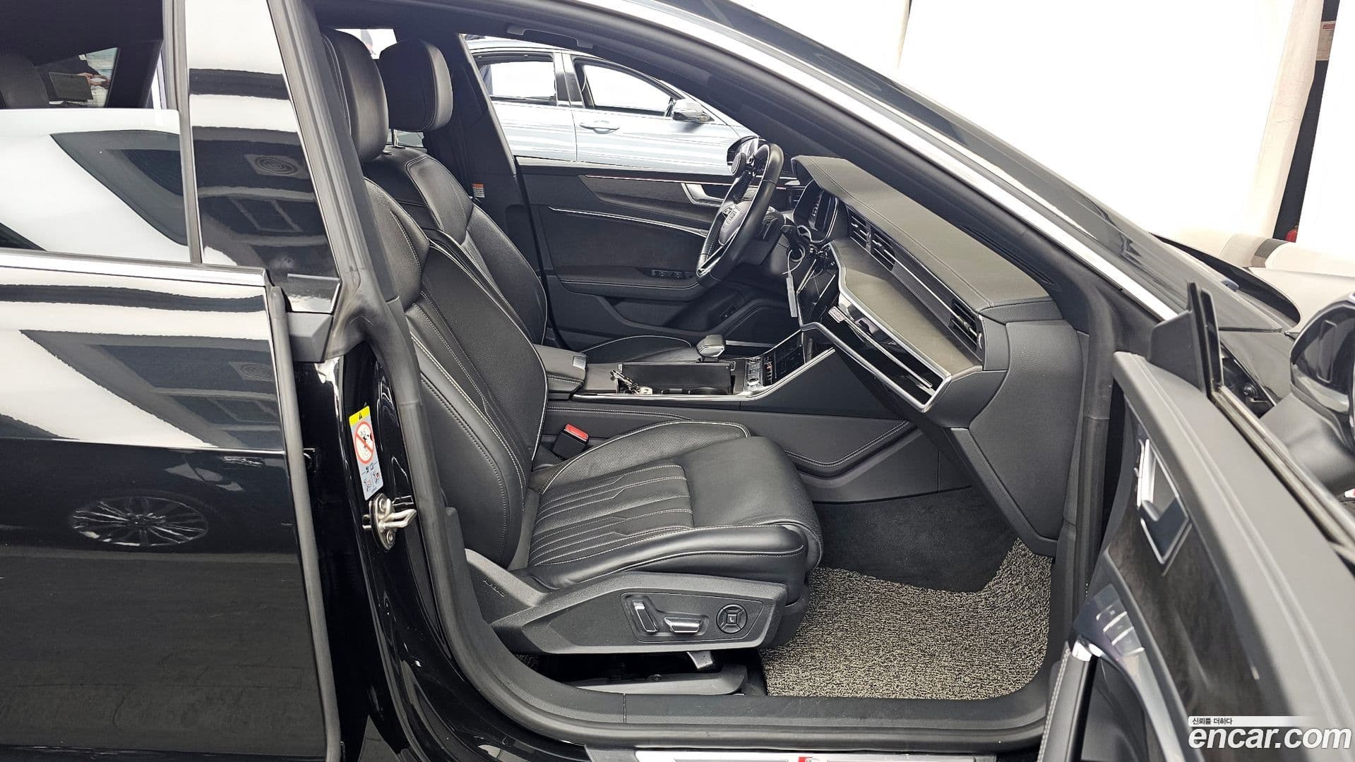 Main__Slider__Photo:A7 Audi 2021.0-10