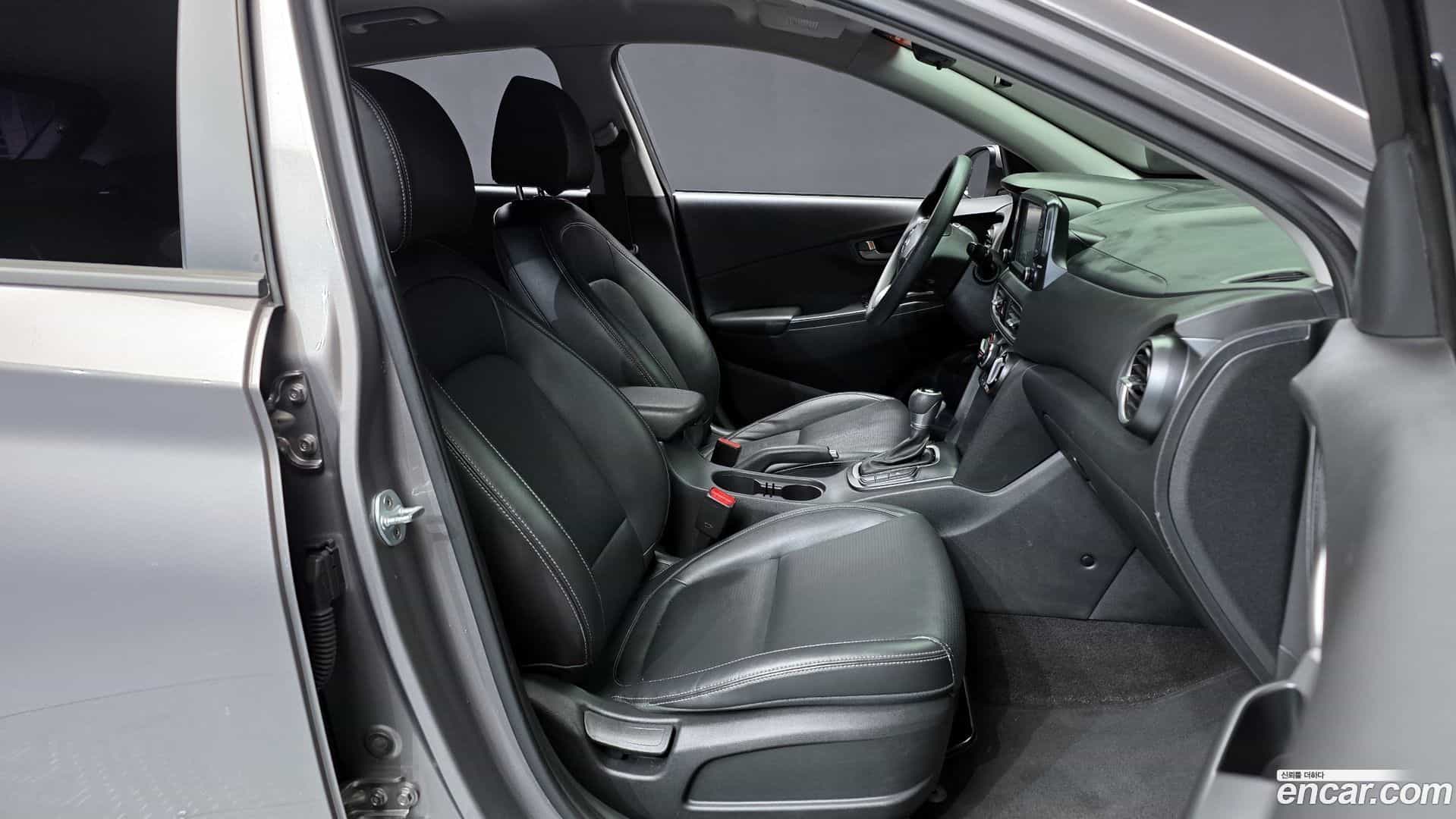 Kona Hyundai 2017.8-INNER-010