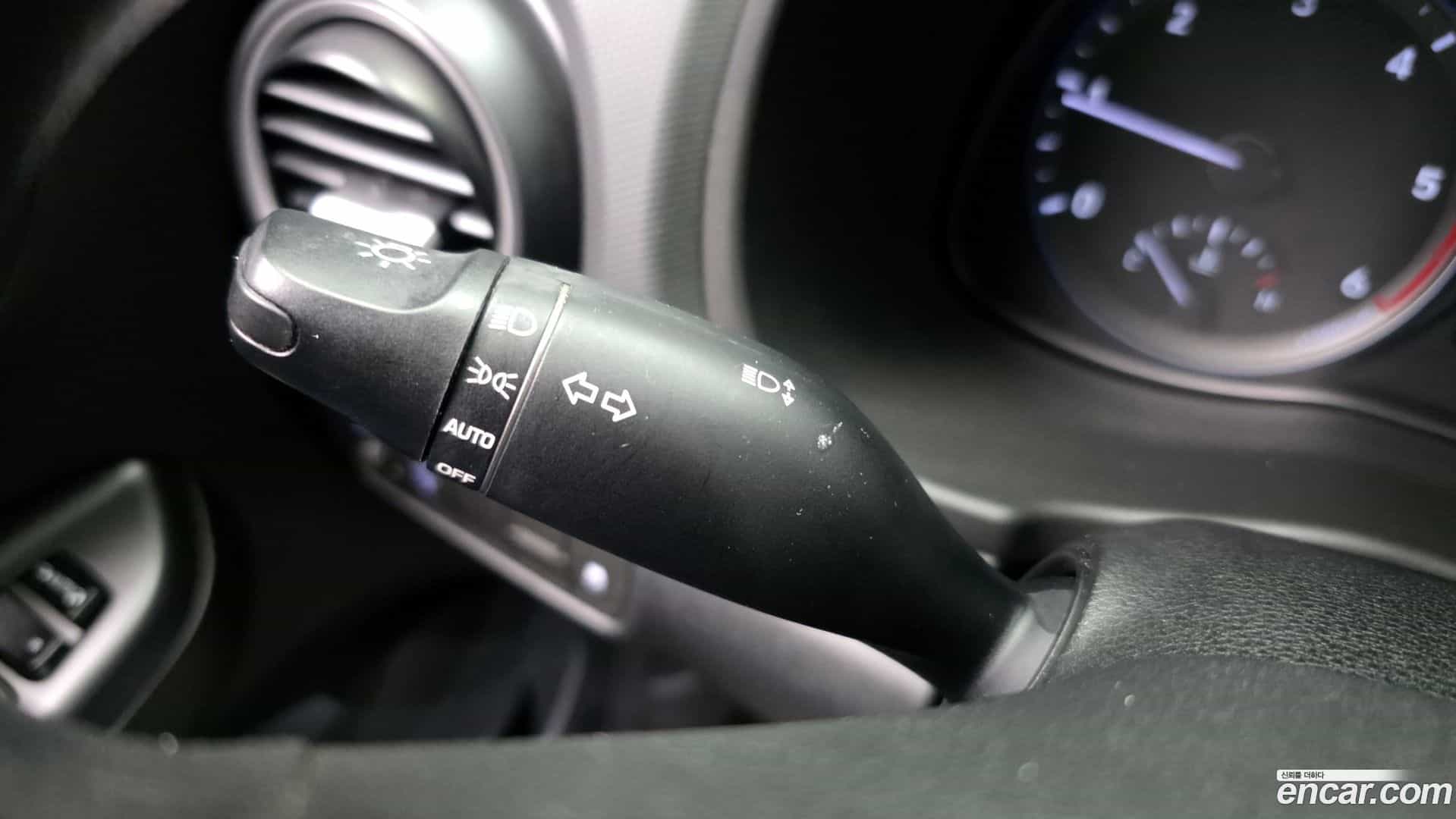 Kona Hyundai 2017.8-OPTION-021