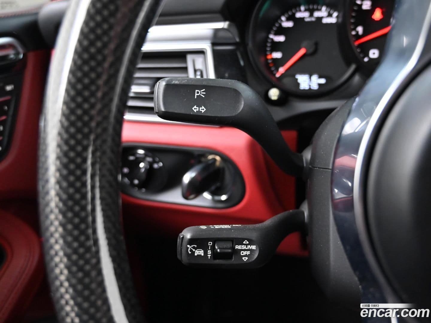 Main__Slider__Photo:Macan Porsche 2018.5-16