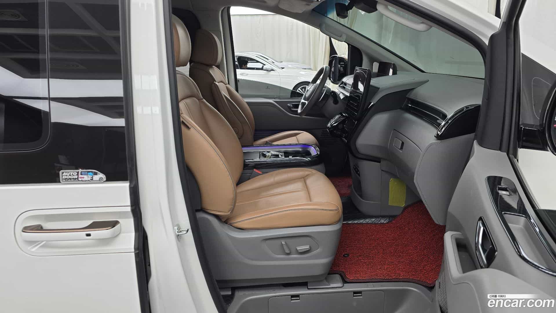 Staria Hyundai 2023.7-OPTION-015