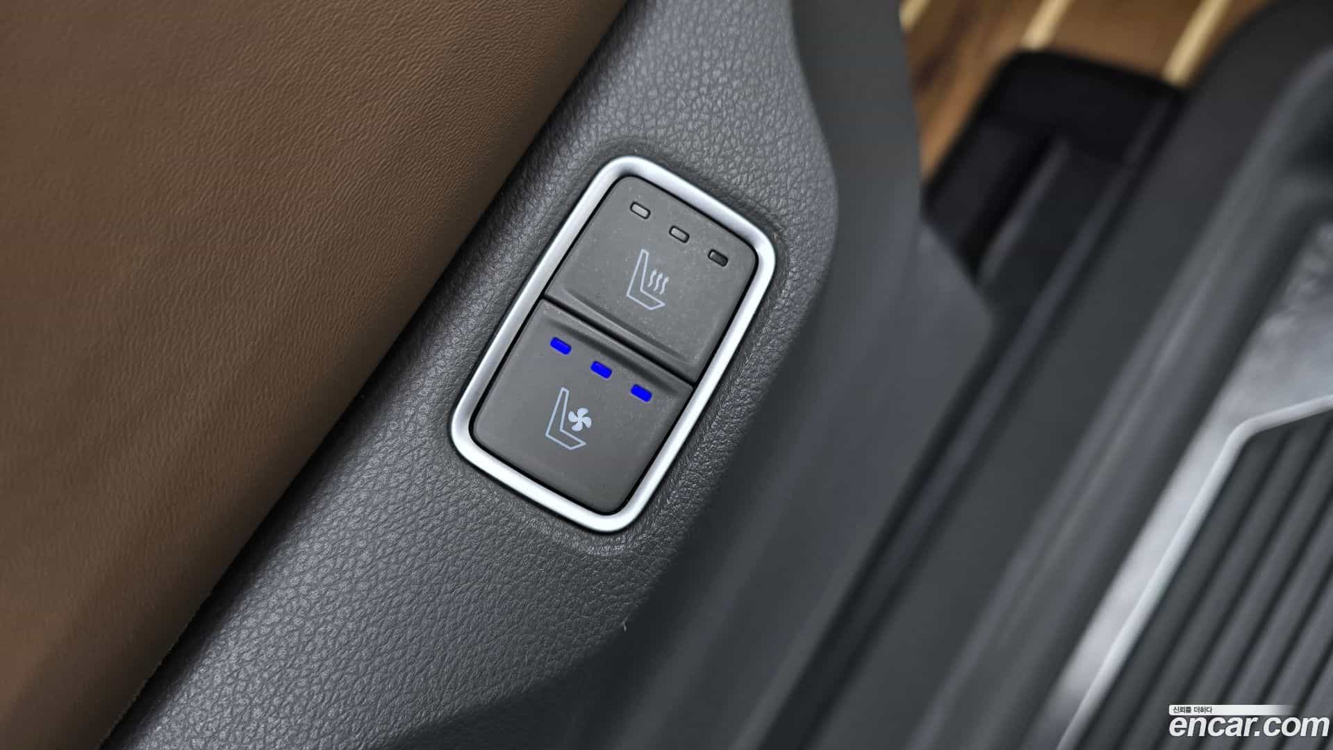 Staria Hyundai 2023.7-OPTION-023