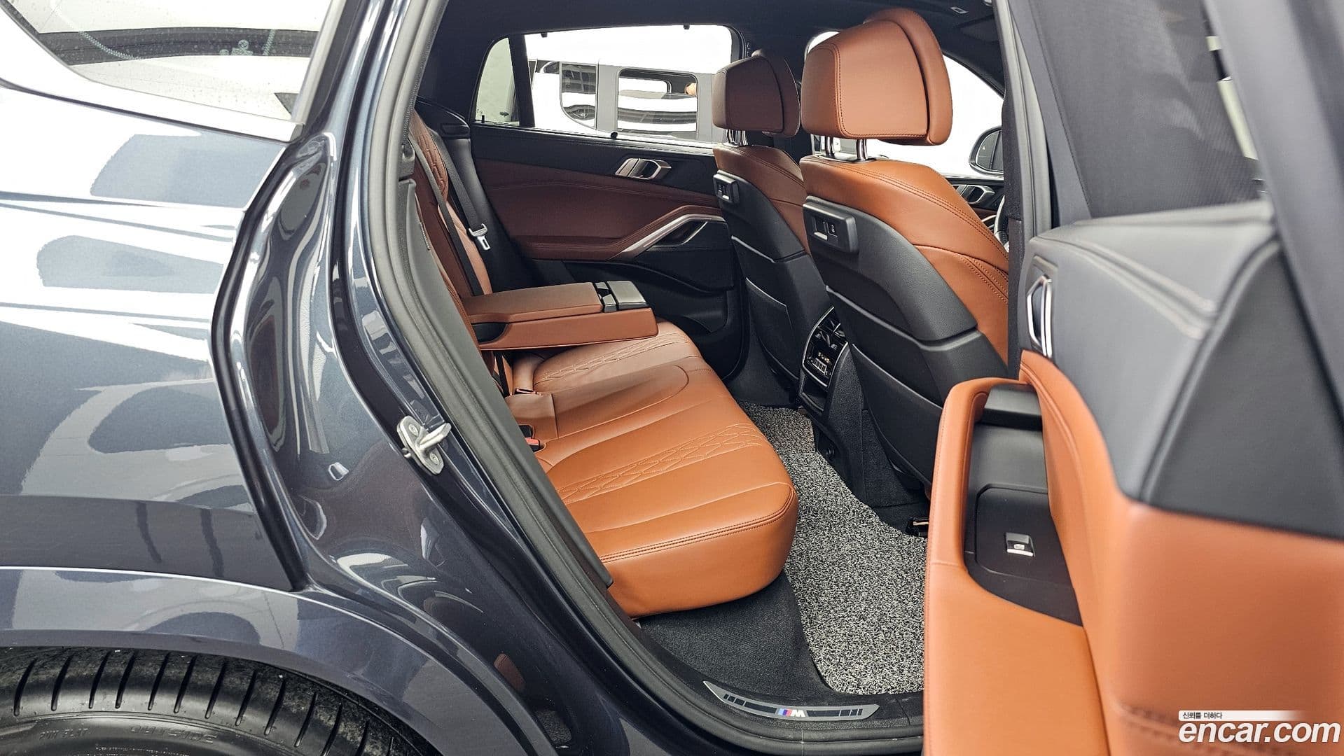 Main__Slider__Photo:X6 BMW 2022.4-11