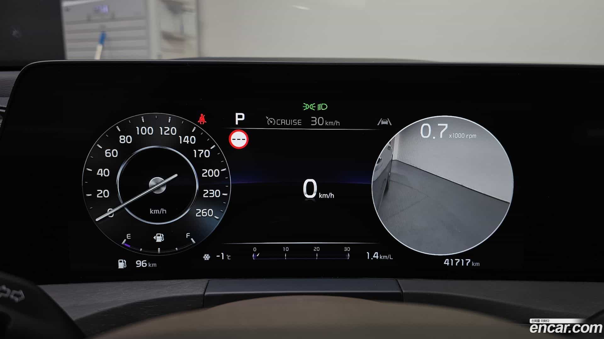 K8 Kia 2021.11-INNER-008