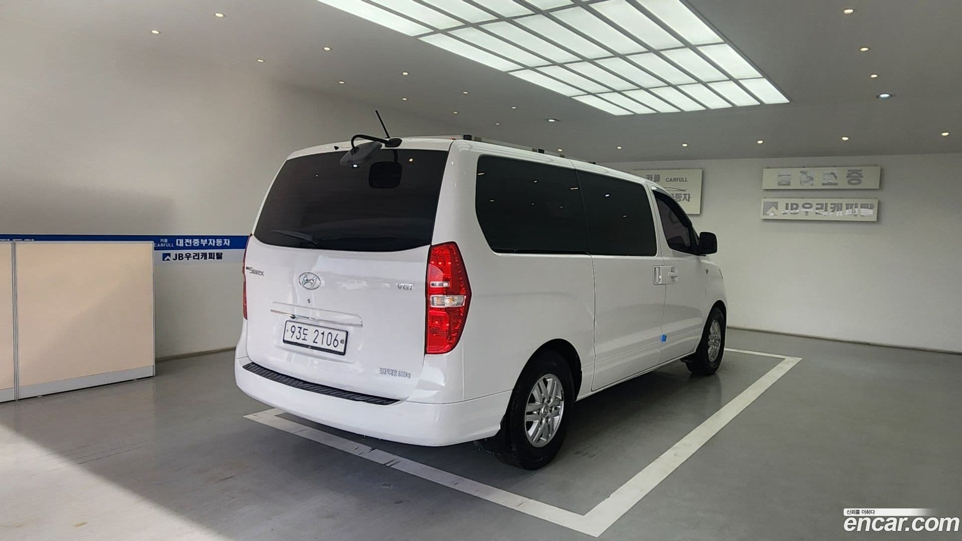 Main__Slider__Photo:Starex Hyundai 2018.2-5