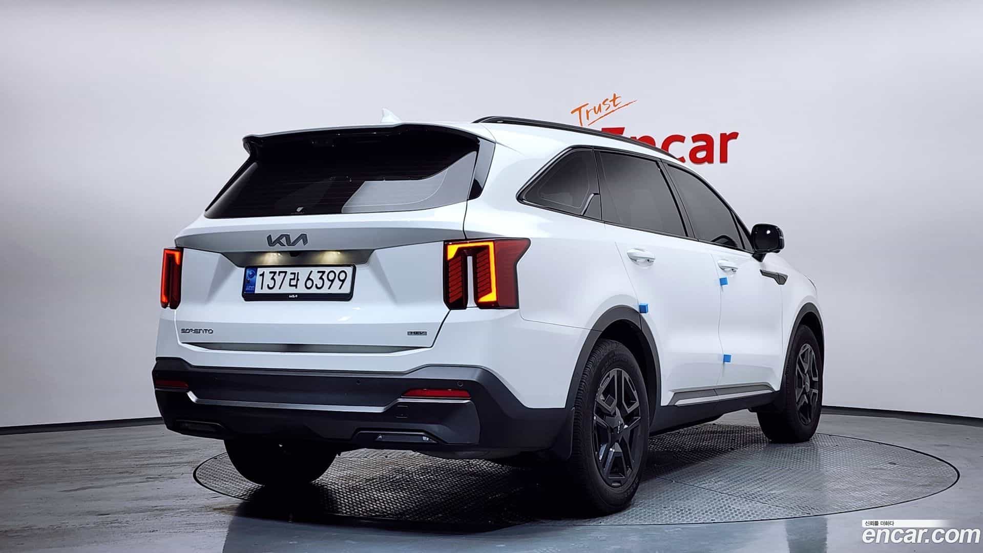 Sorento Kia 2024.0-OUTER-002