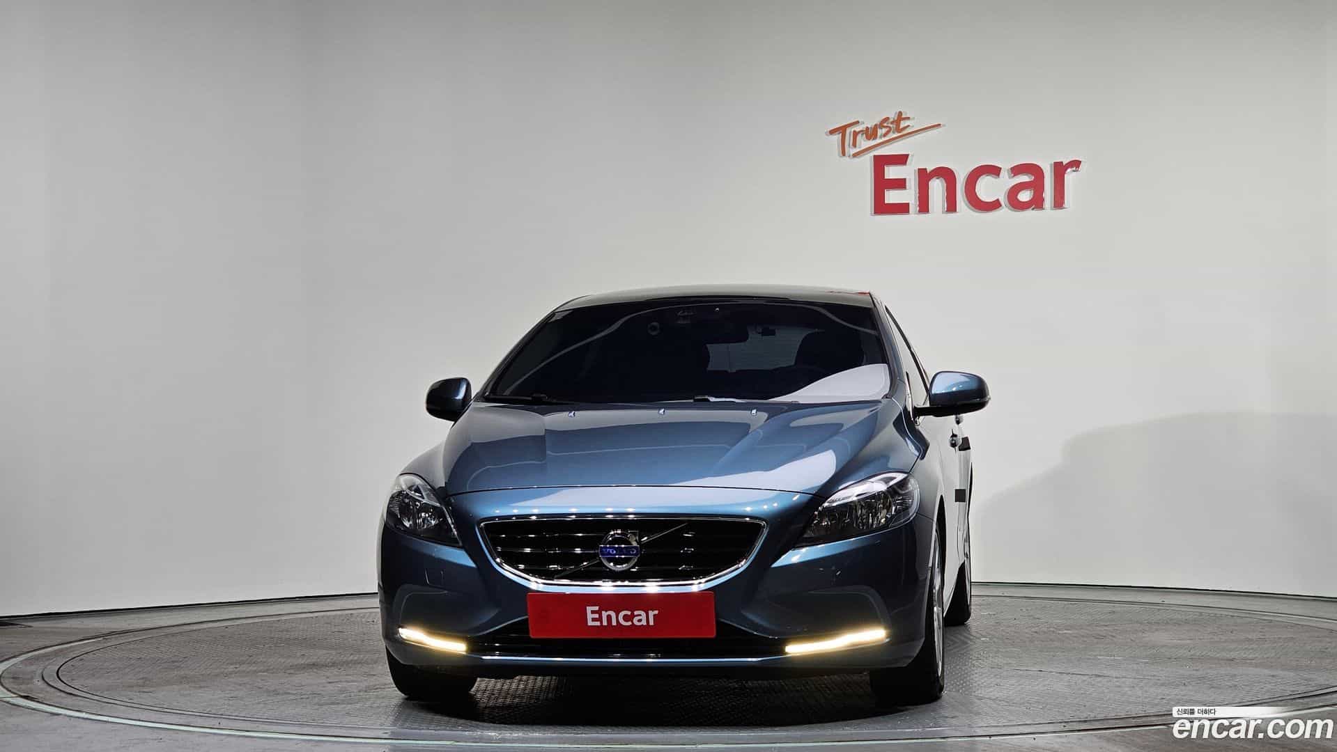 V40 Volvo 2014.1-OUTER-003