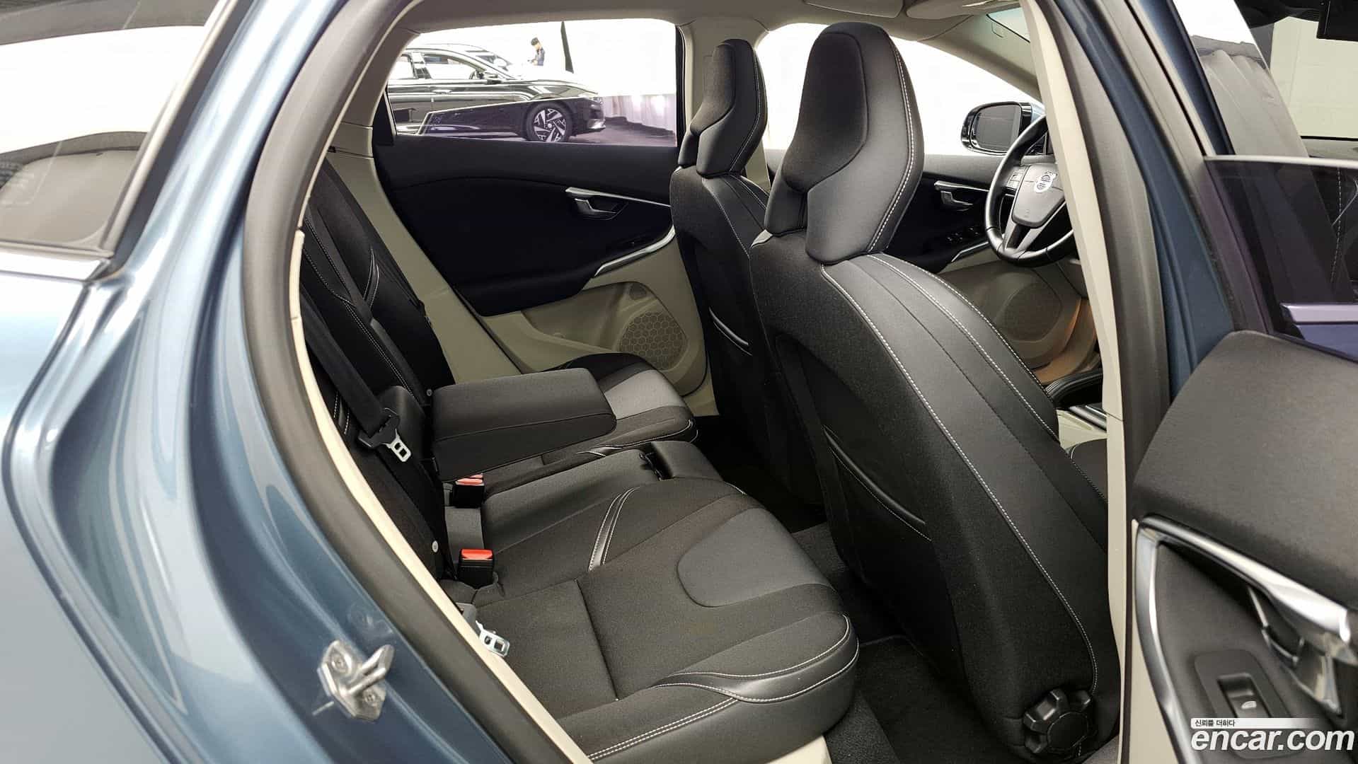 V40 Volvo 2014.1-OPTION-016