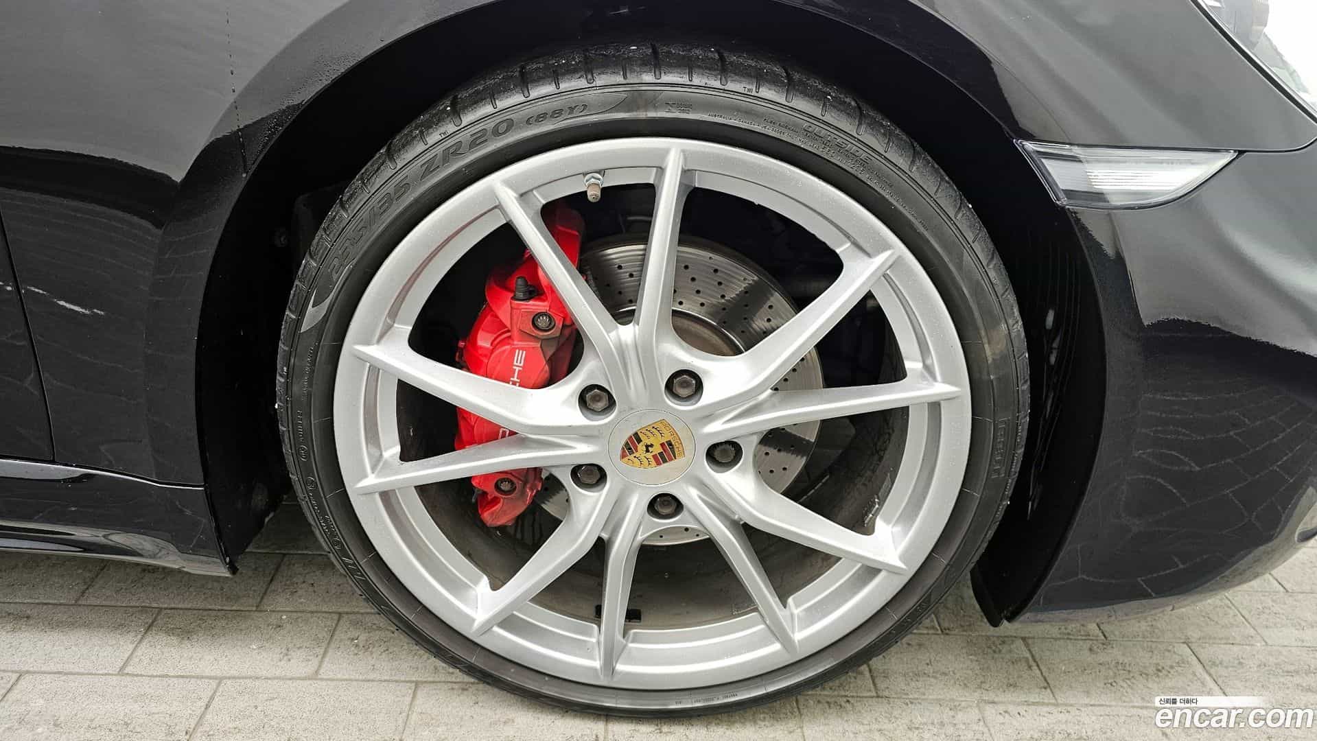 718 Porsche 2020.11-OUTER-005