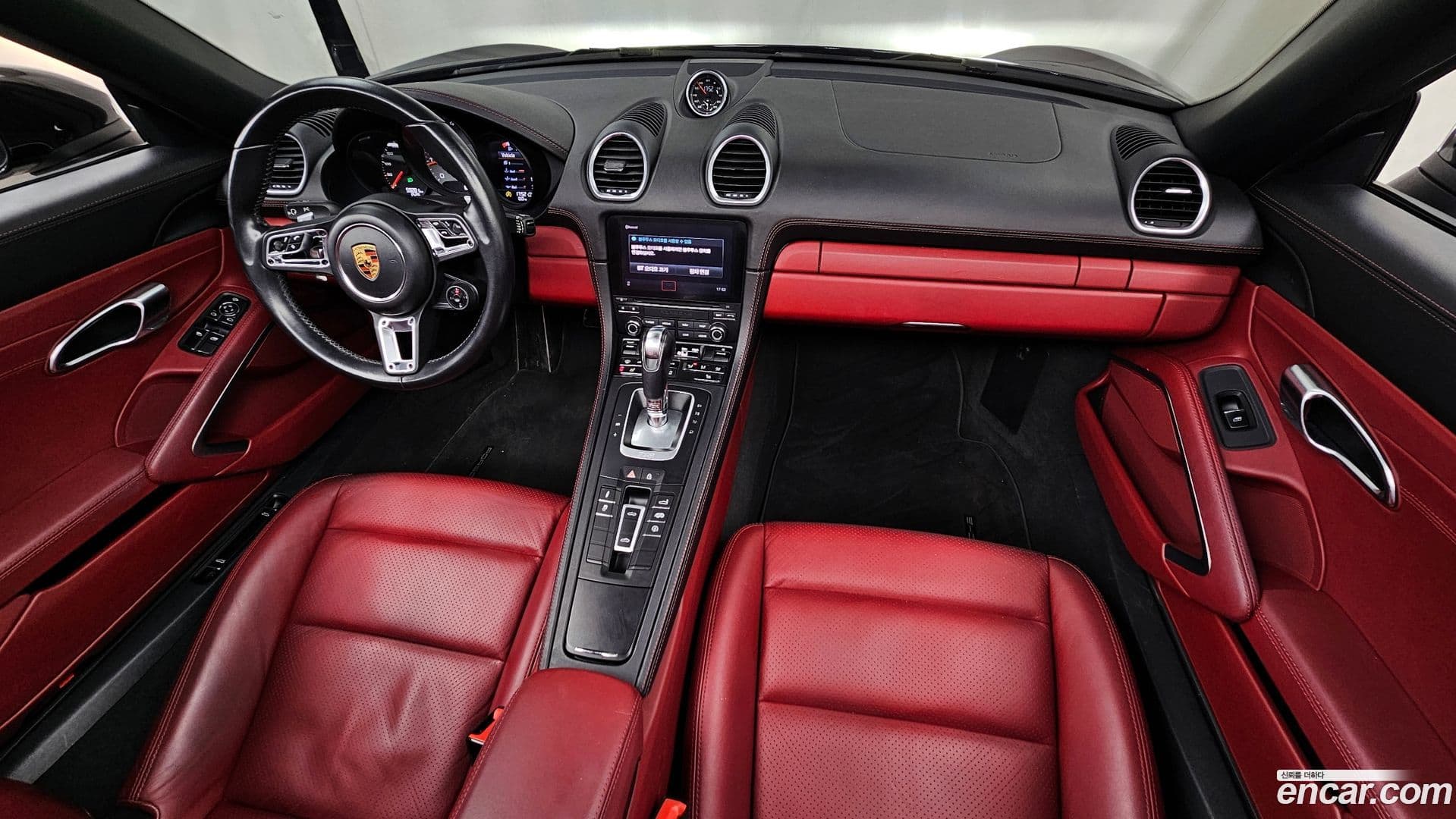 Main__Slider__Photo:718 Porsche 2020.11-6