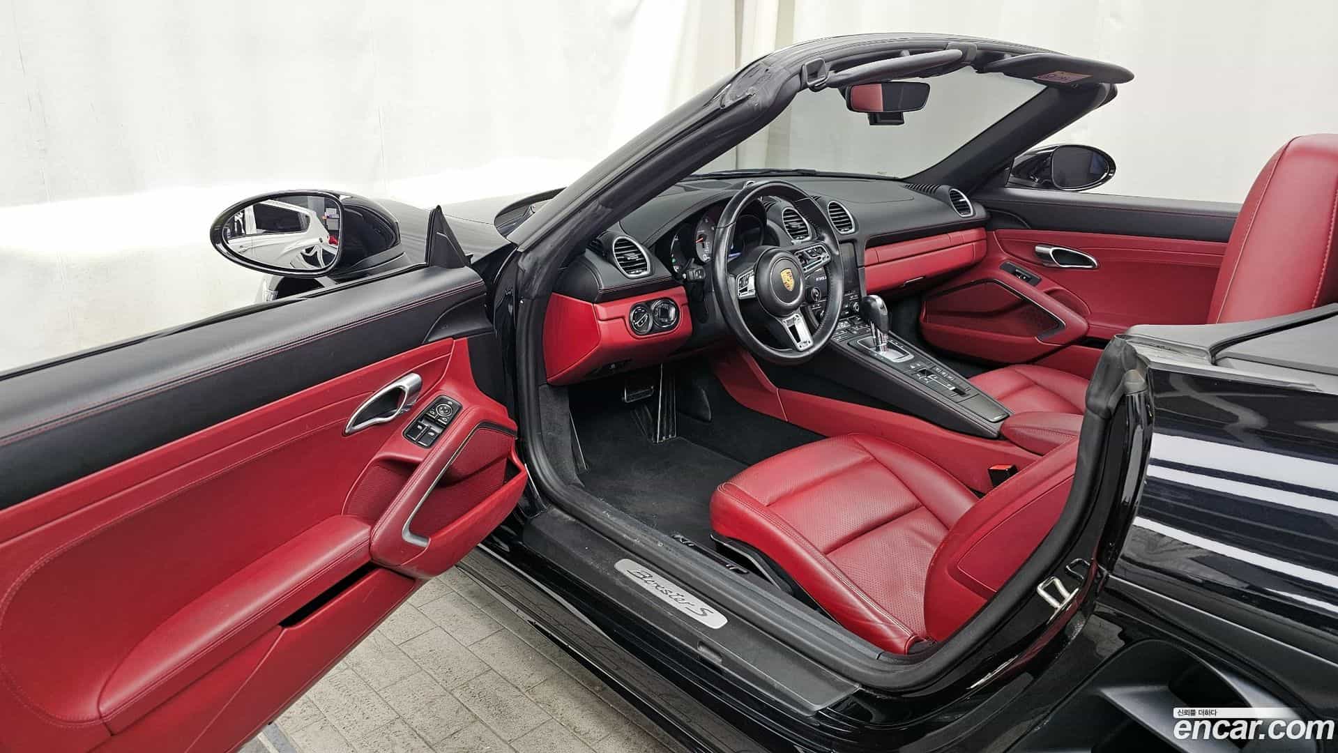 718 Porsche 2020.11-INNER-010