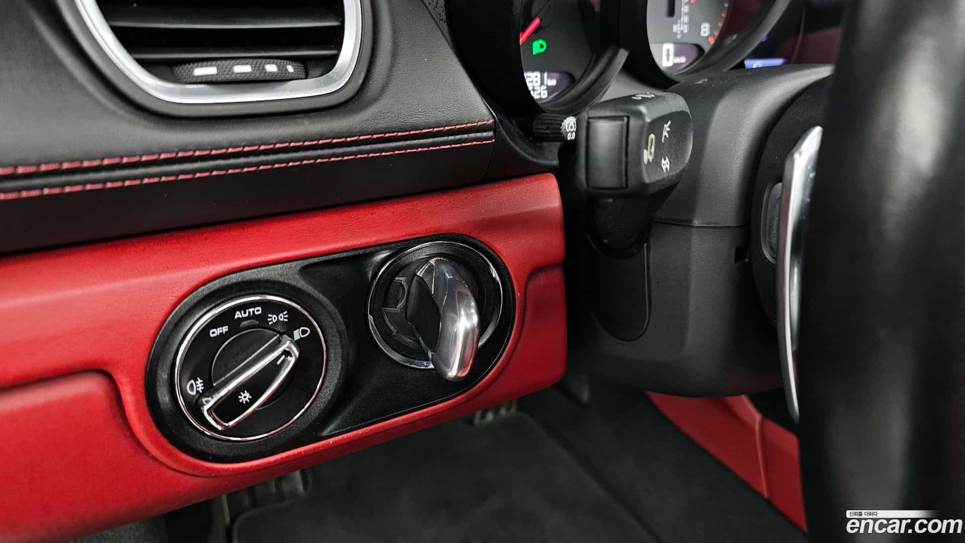 718 Porsche 2020.11-OPTION-017