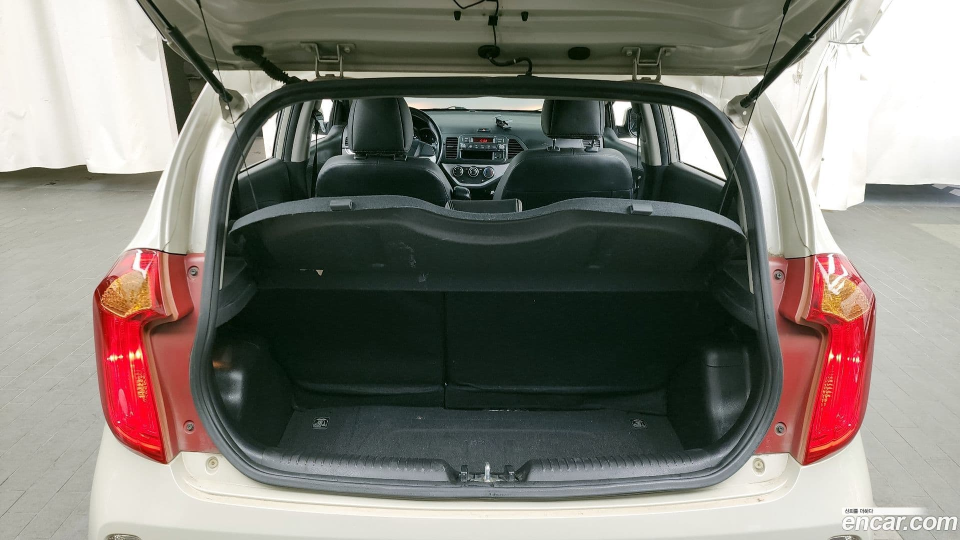 Main__Slider__Photo:morning Kia 2014.2-19