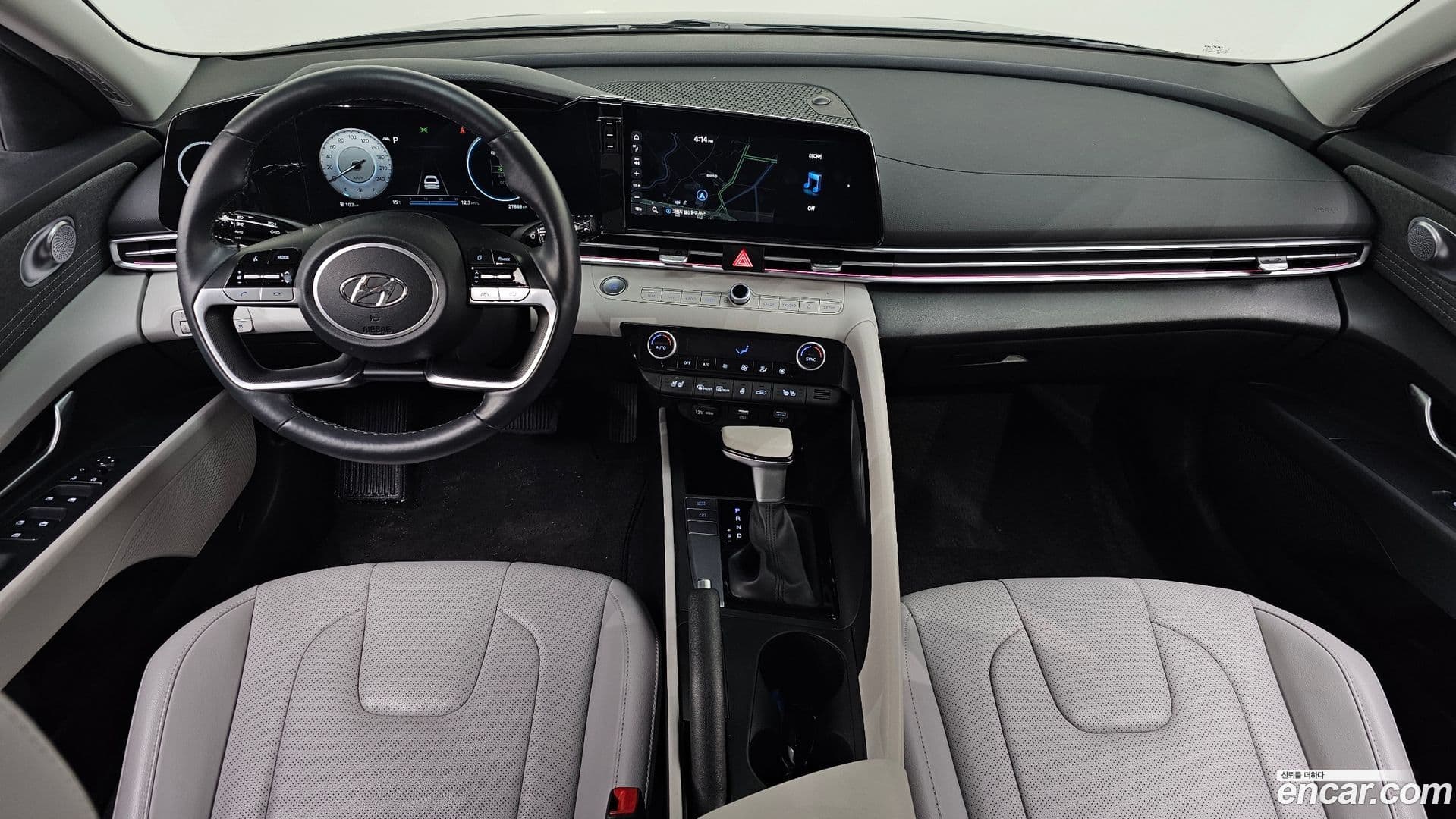 Main__Slider__Photo:AVANTE Hyundai 2023.1-6