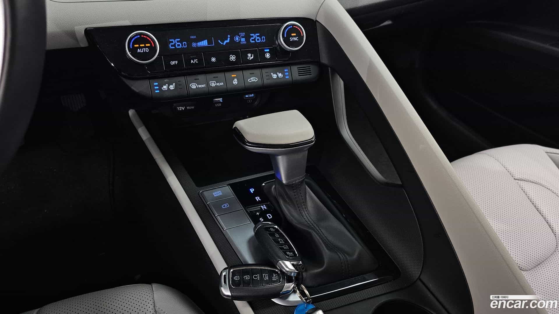 AVANTE Hyundai 2023.1-INNER-009