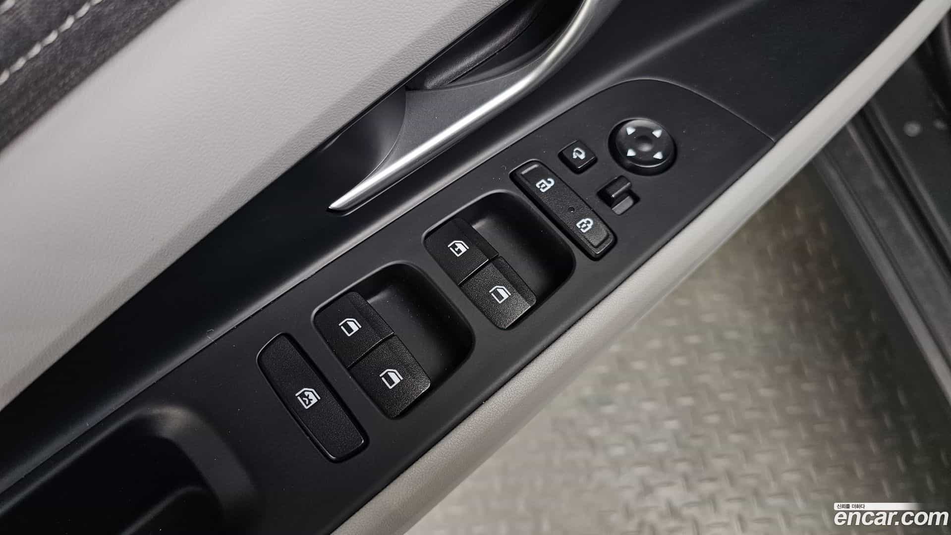 AVANTE Hyundai 2023.1-OPTION-023