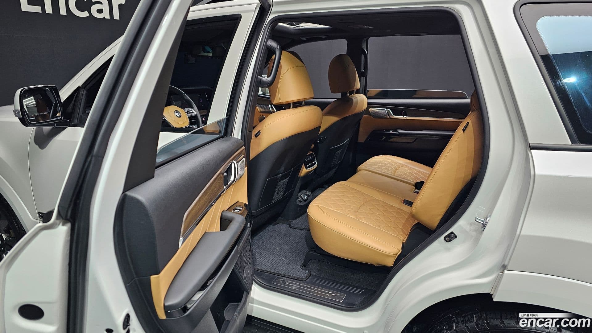 Main__Slider__Photo:Mohave Kia 2021.3-11