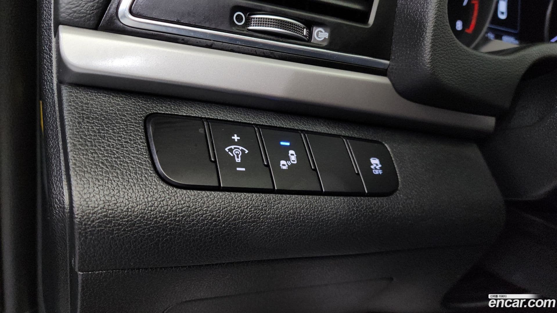 Main__Slider__Photo:AVANTE Hyundai 2018.2-14