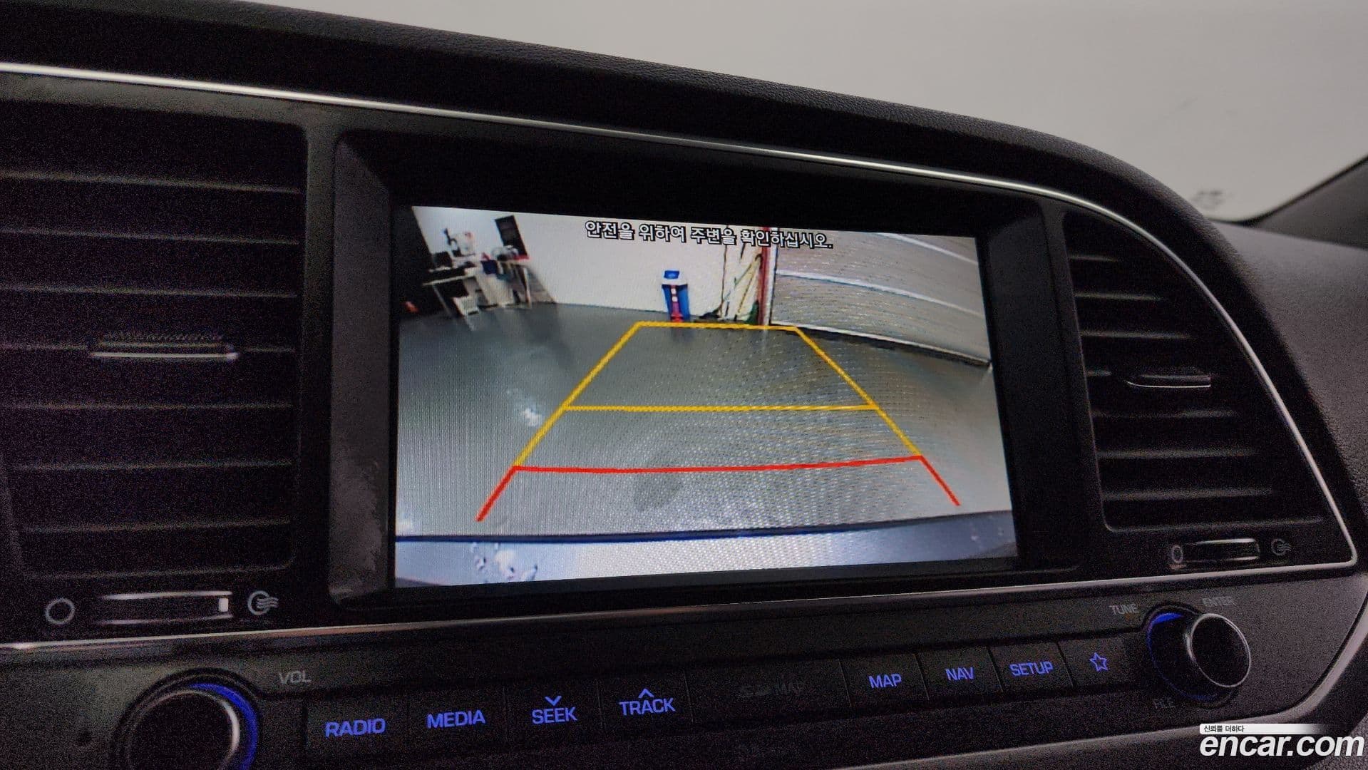 Main__Slider__Photo:AVANTE Hyundai 2018.2-18