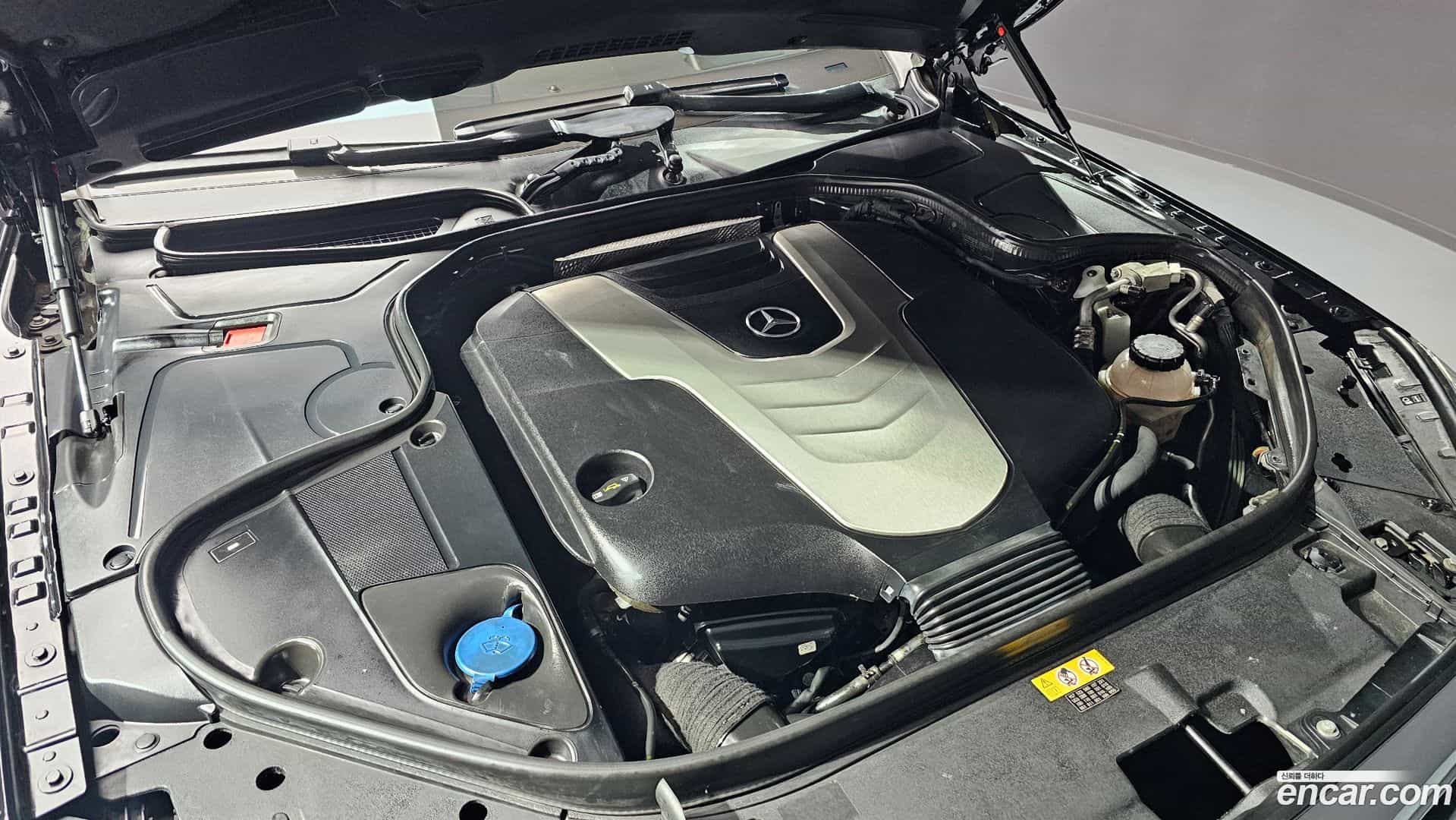 S-Class Mercedes-Benz 2017.1-INNER-006