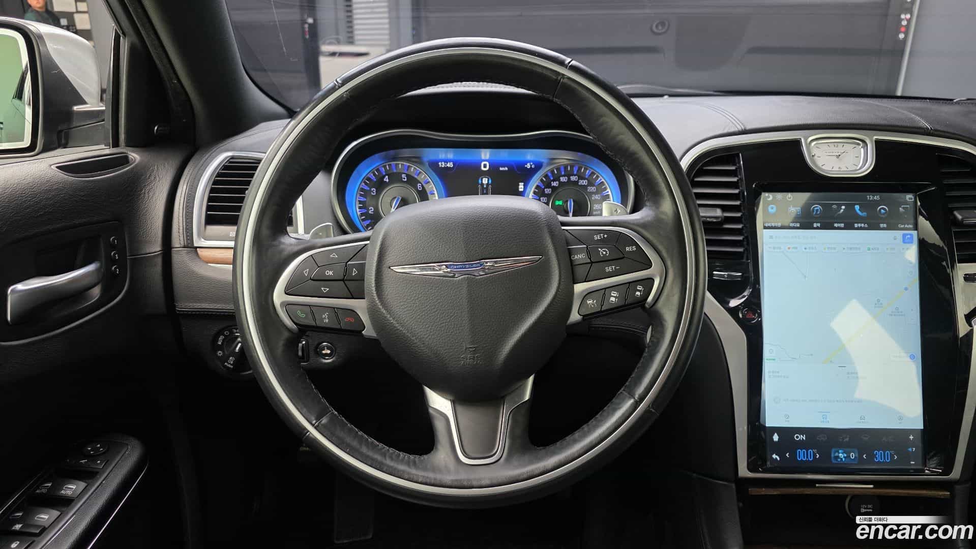 300C Chrysler 2016.1-OPTION-017