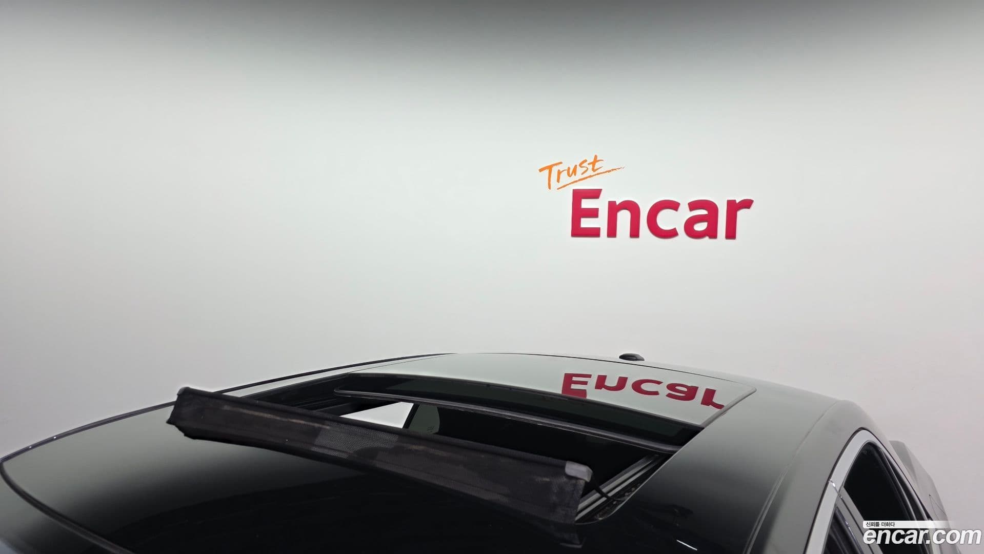 Main__Slider__Photo:300C Chrysler 2016.1-19