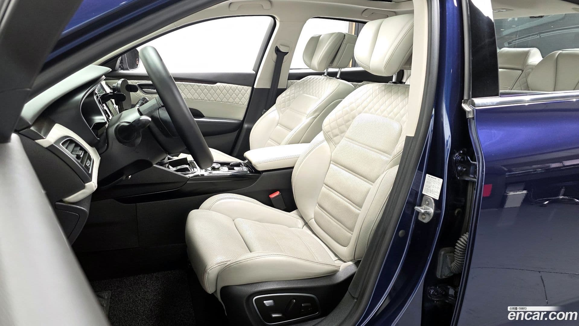 Main__Slider__Photo:SM6 Renault-KoreaSamsung 2016.5-10