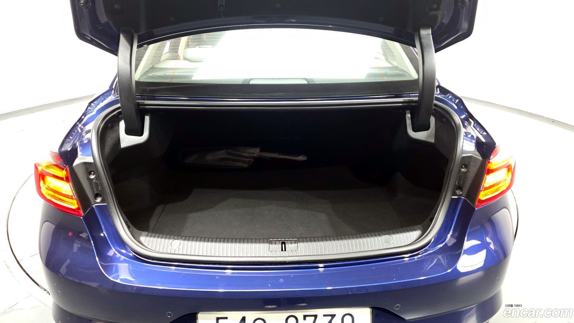 Main__Slider__Photo:SM6 Renault-KoreaSamsung 2016.5-19