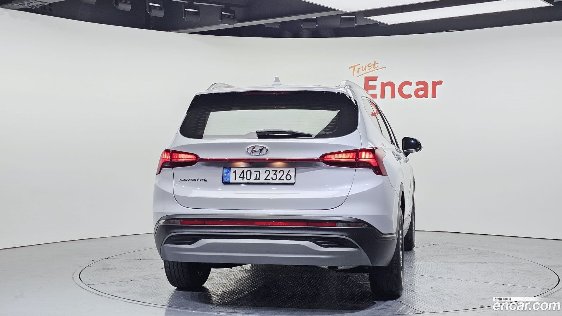 Main__Slider__Photo:Santafe Hyundai 2022.9-3