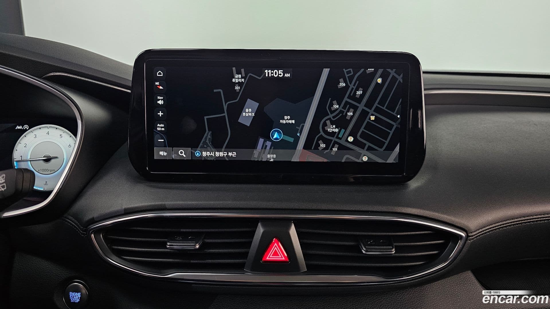 Main__Slider__Photo:Santafe Hyundai 2022.9-15