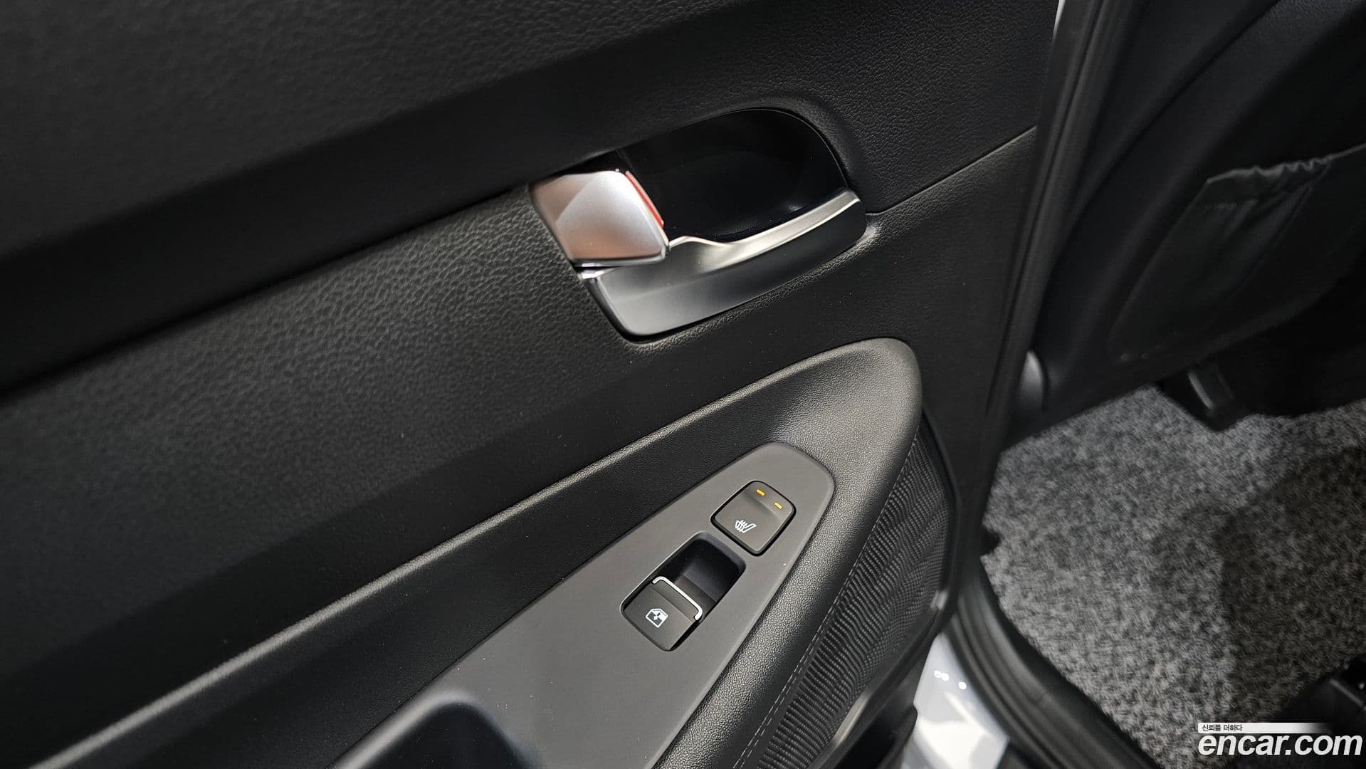 Main__Slider__Photo:Santafe Hyundai 2022.9-18