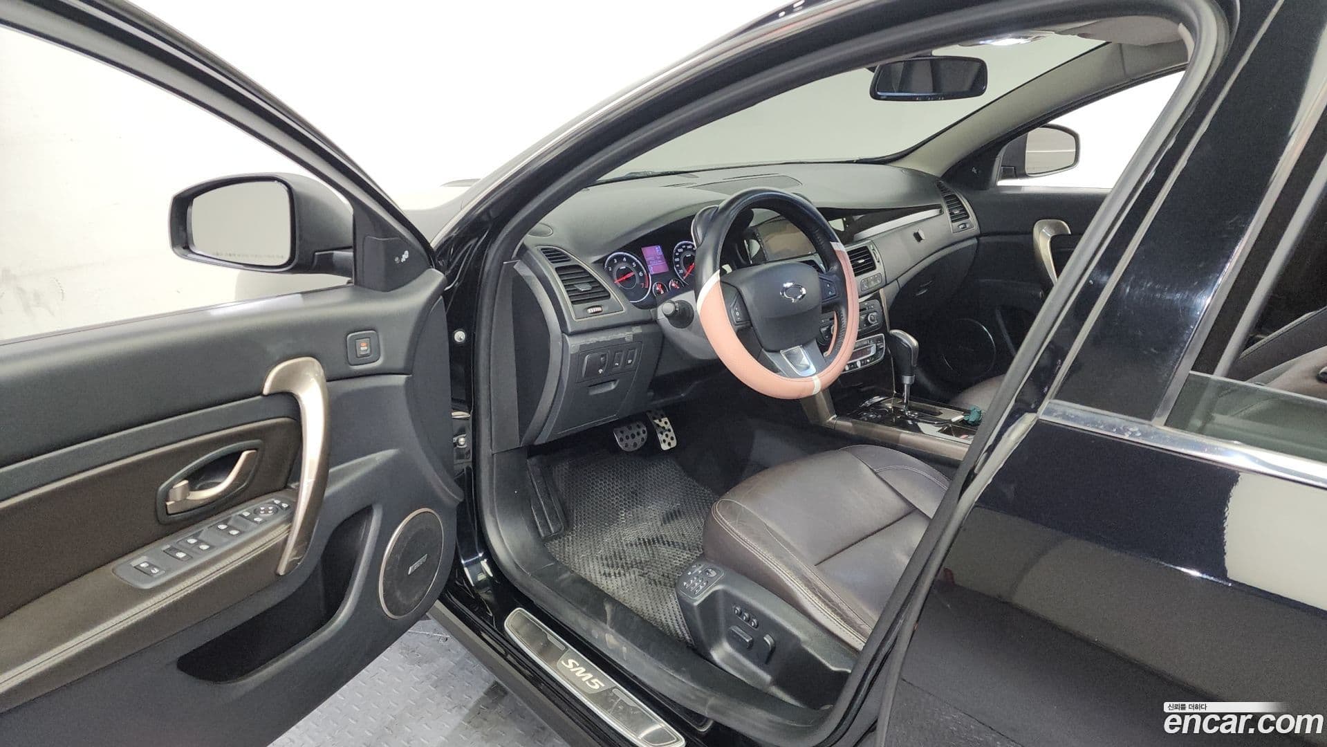 Main__Slider__Photo:SM5 Renault-KoreaSamsung 2014.11-9