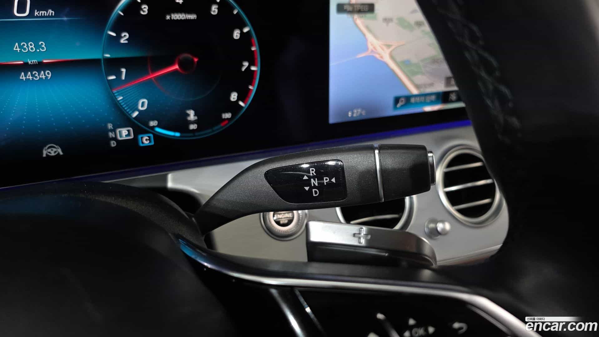 E-Class Mercedes-Benz 2020.11-INNER-009