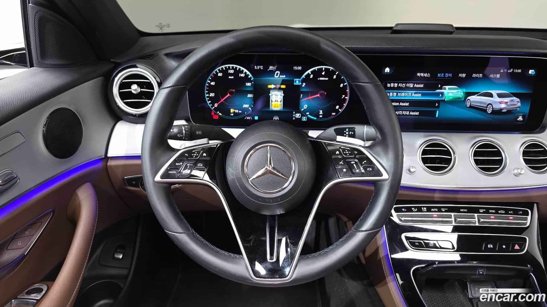 E-Class Mercedes-Benz 2020.11-OPTION-018
