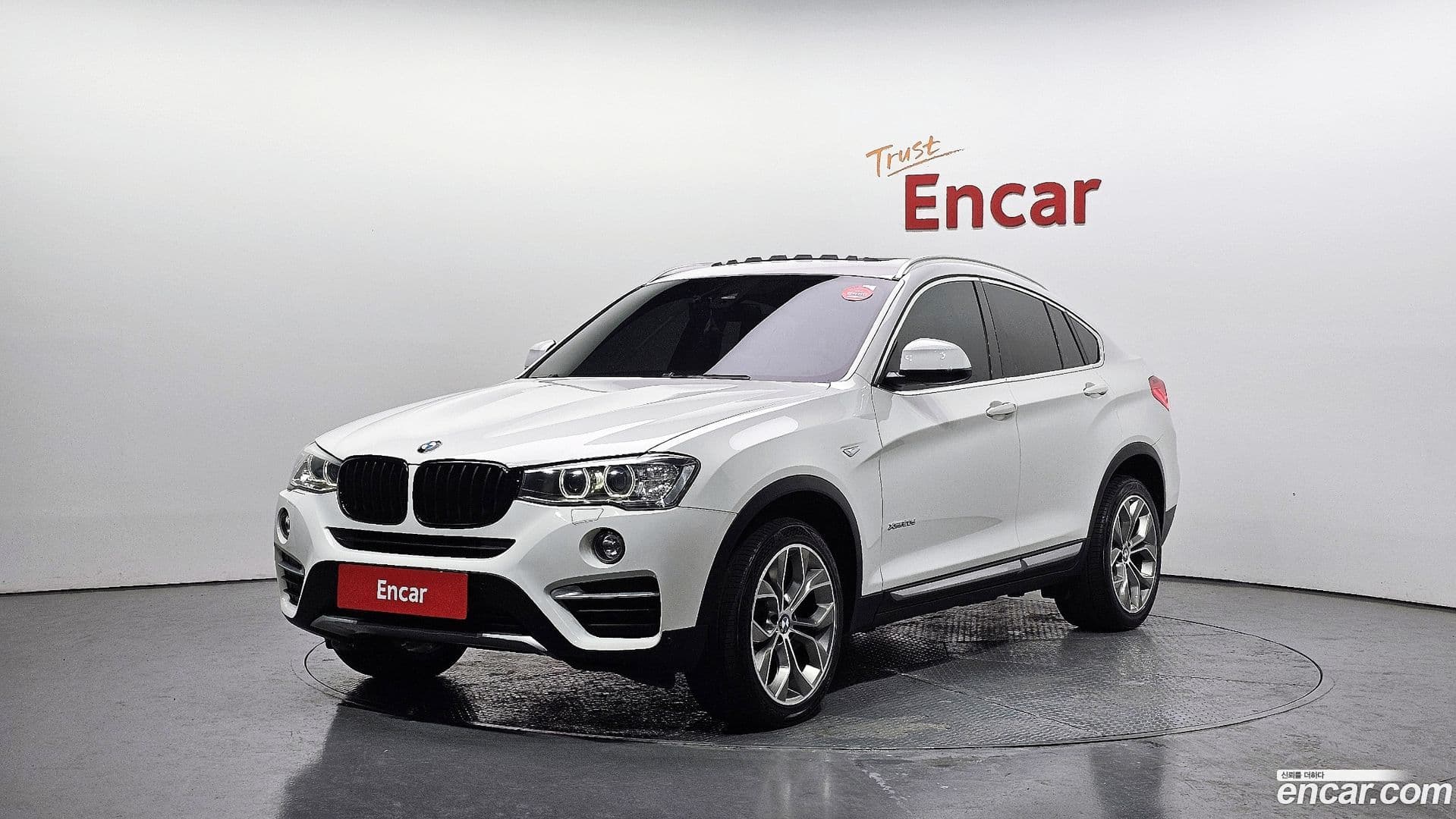 Main__Slider__Photo:X4 BMW 2017.0-0