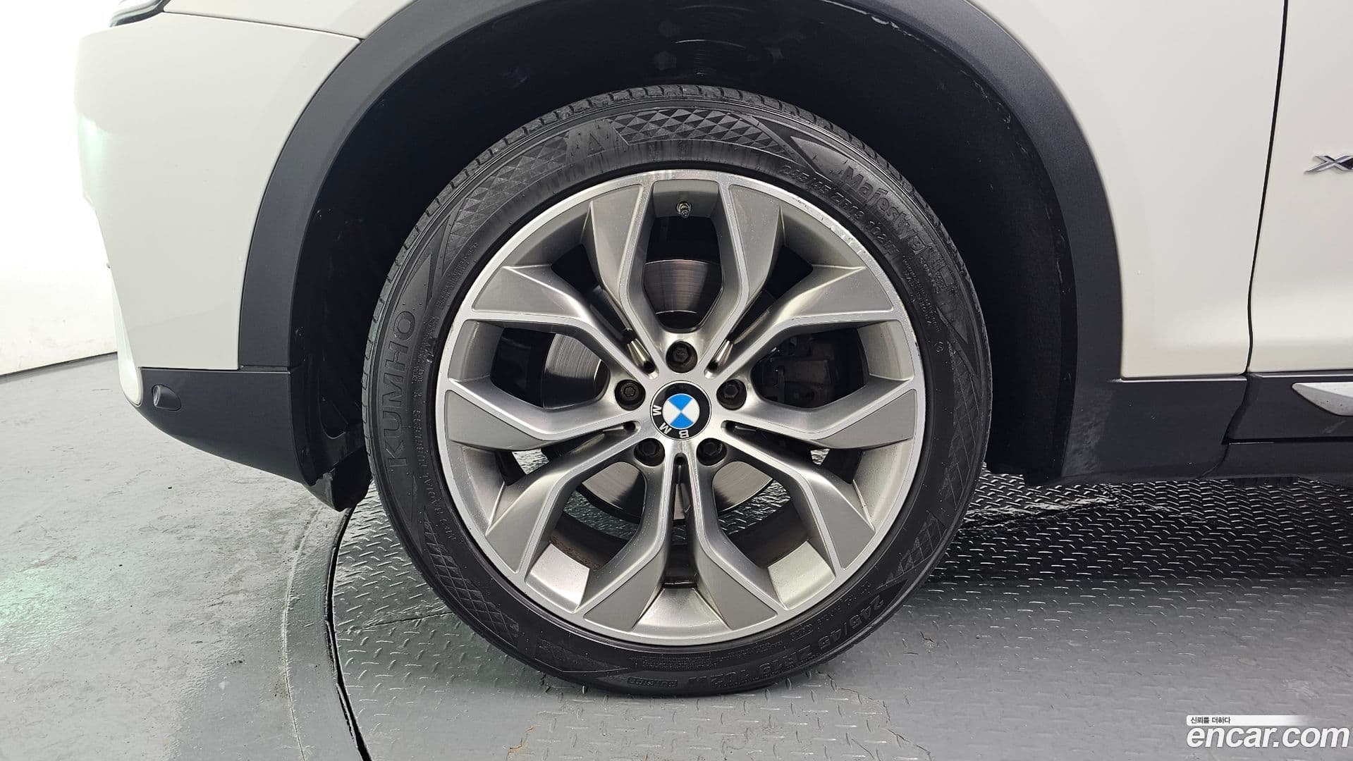 Main__Slider__Photo:X4 BMW 2017.0-4