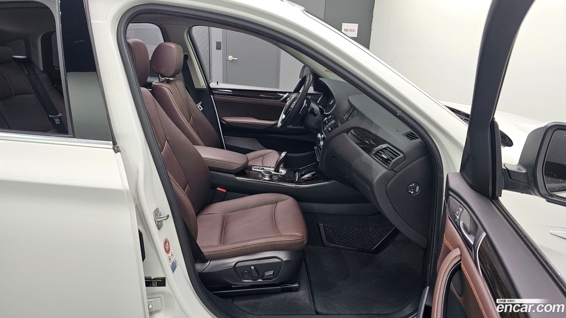 Main__Slider__Photo:X4 BMW 2017.0-11