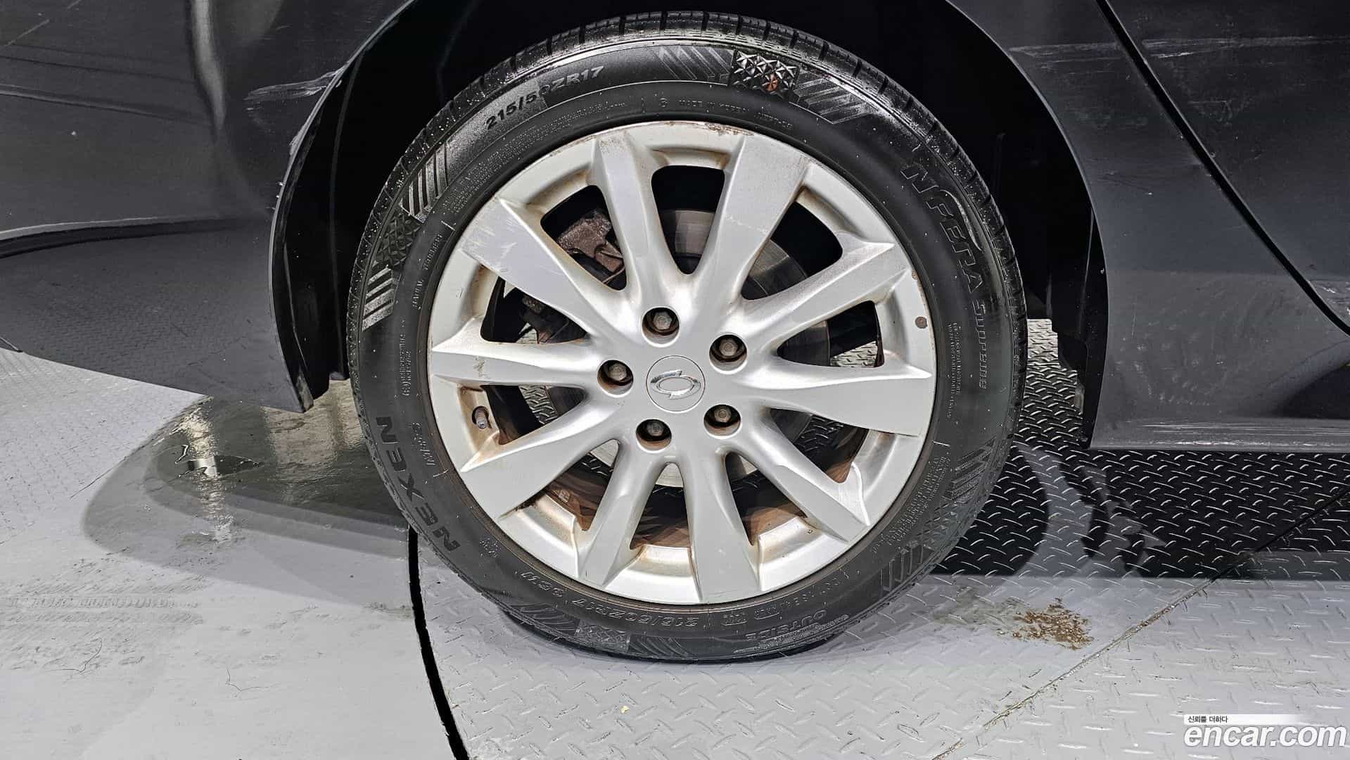 SM5 Renault-KoreaSamsung 2011.6-OUTER-005