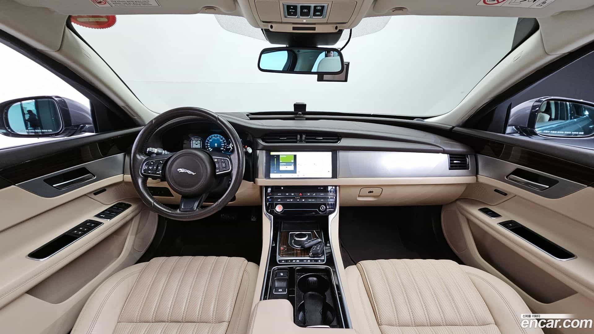 XF Jaguar 2017.6-INNER-007