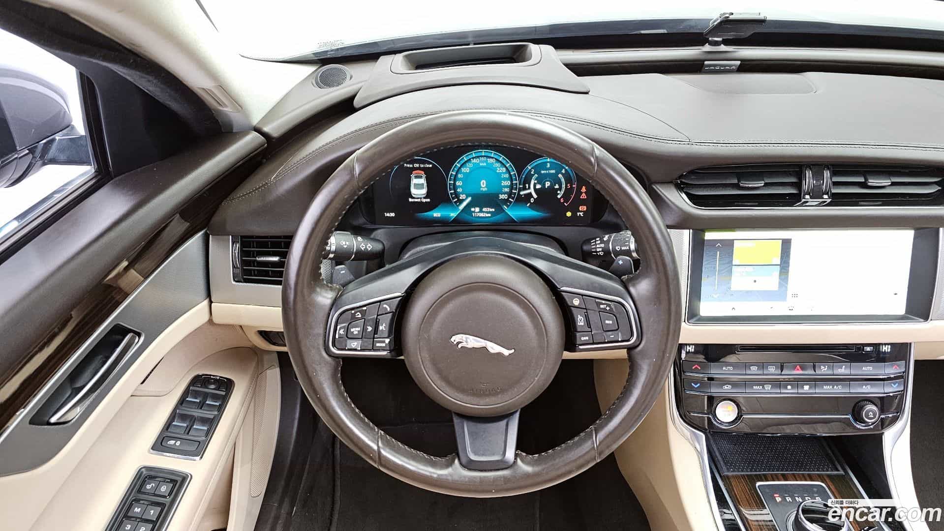 XF Jaguar 2017.6-OPTION-017